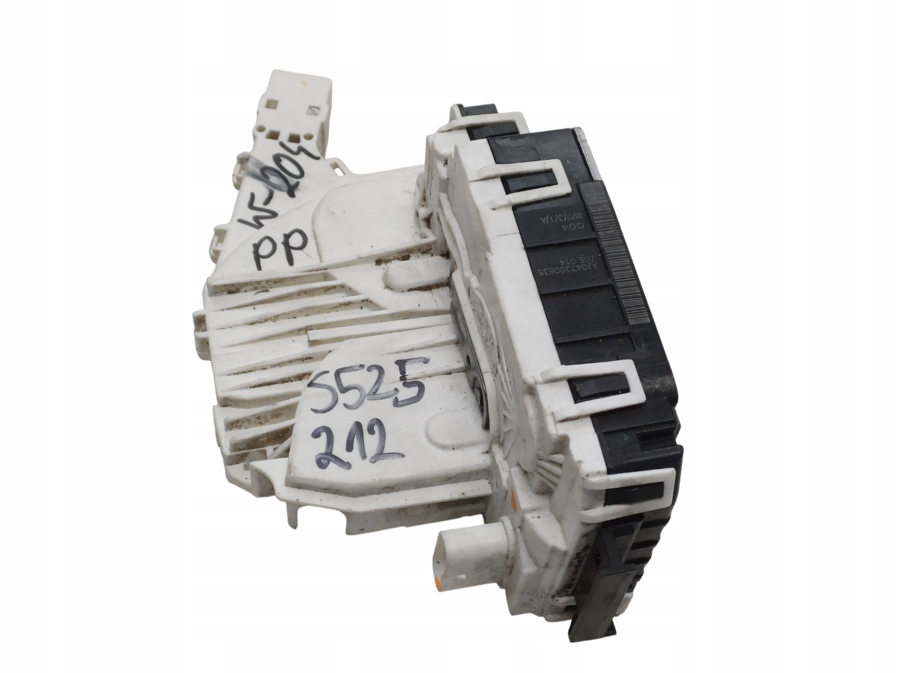 MERCEDES C W204 07- ZAMEK DRZWI PRAWY PRZÓD A2047200635