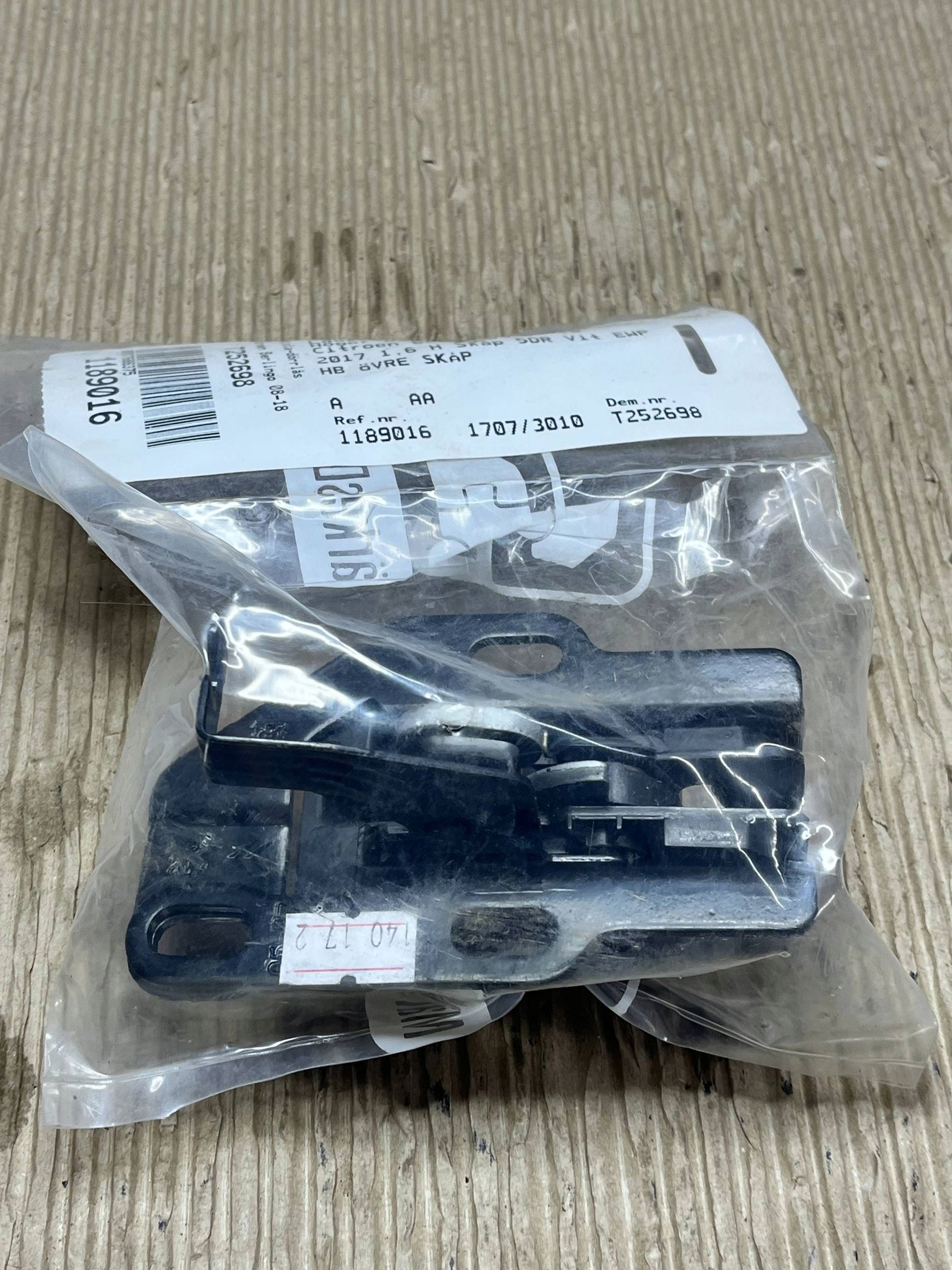 lock bonnet pickup Citroen Berlingo 8719F9