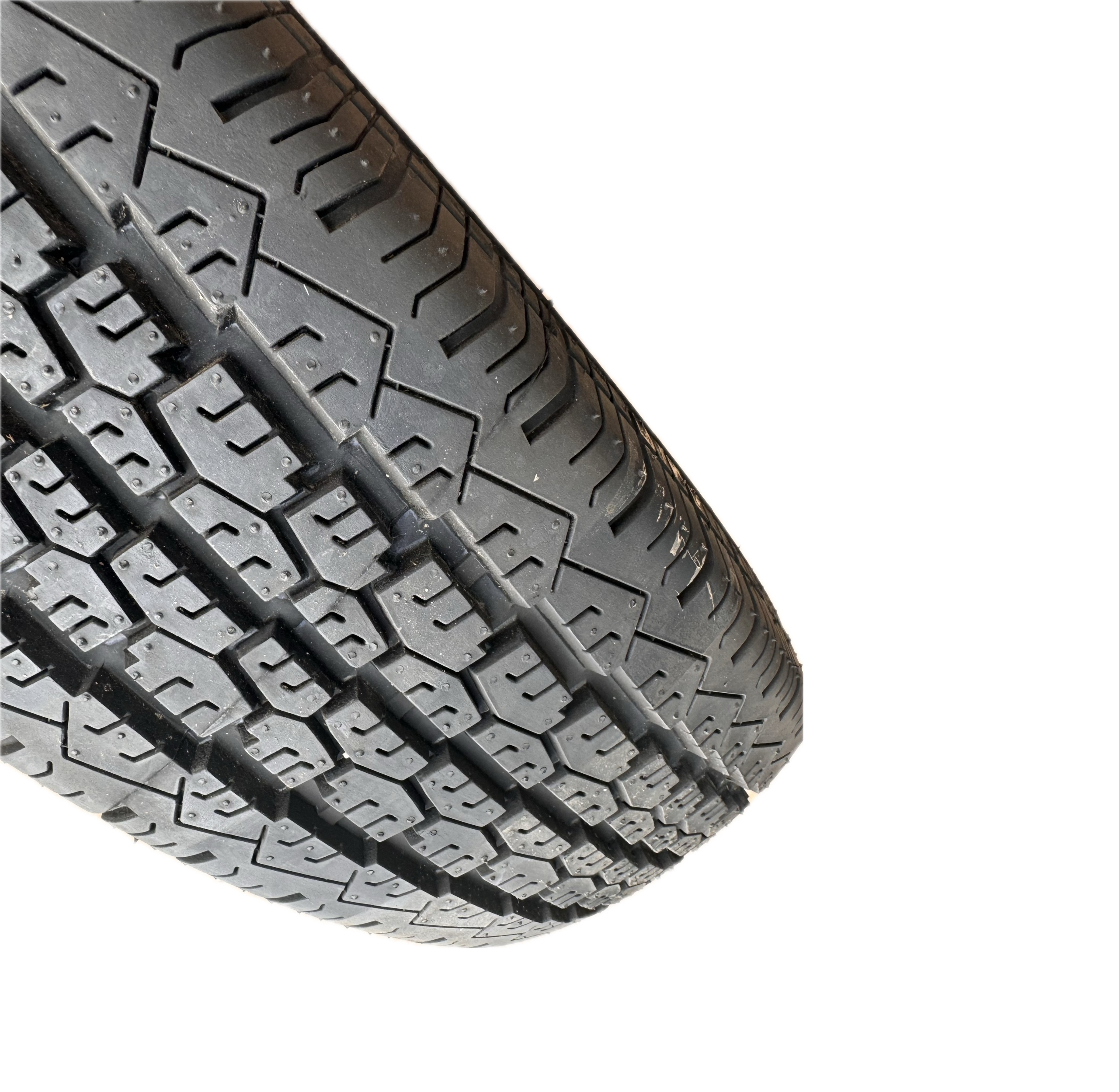 Pneumatika Security 195/80R14 195/80/14 14C pro odtahový vůz 106/104R TR603 8PR