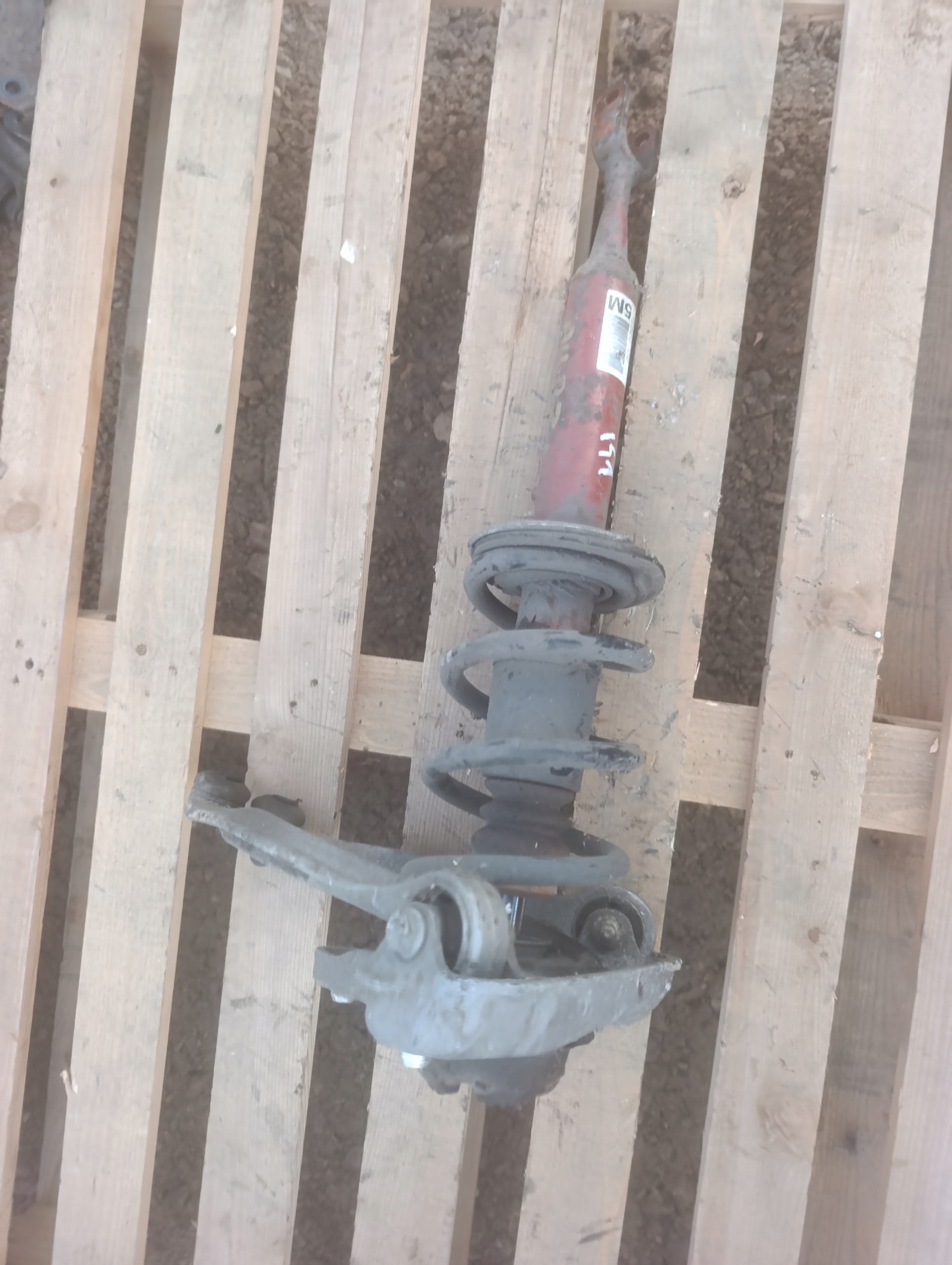 MACPHERSON shock absorber front front AUDI A4 B7 8E0413031DG 8E0DG