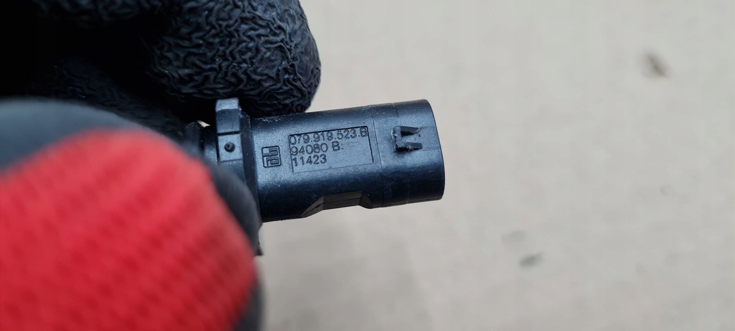 A6 C8 4K sensor TEMPERATURY connecting spoiler 2.9 TFSI 079919523B S4 B9 RS4 S5 A7 4K