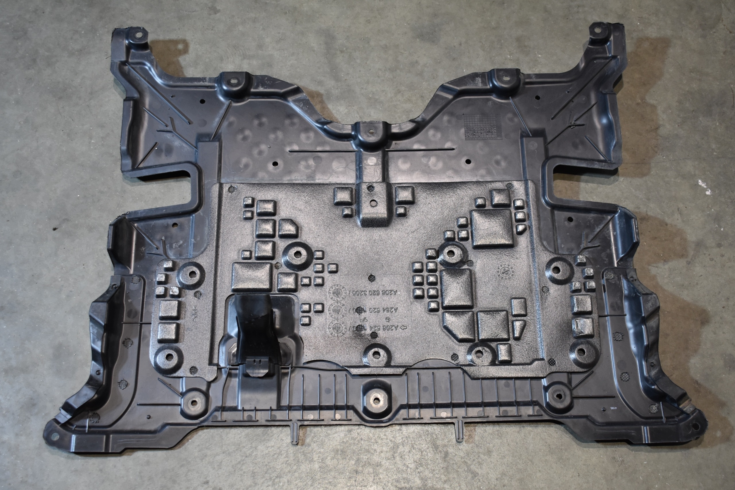 IDELANA abdeckung motorabdeckung unterfahrschutz MERCEDES W214 1