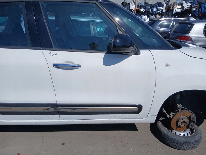 door front left FIAT 500L NR LAK 934A