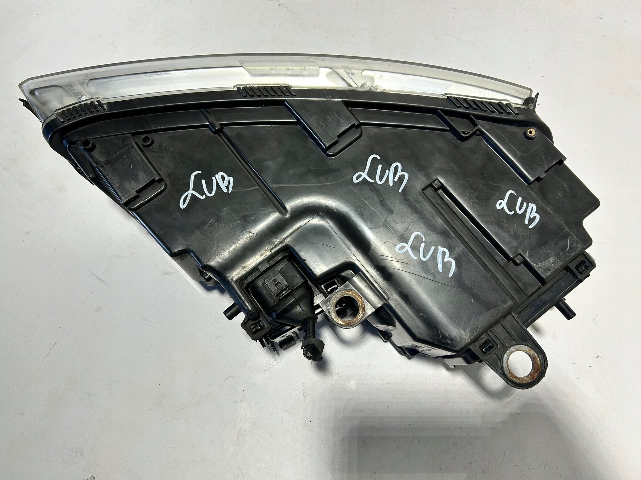light XENON AUDI A8 D3 LIFT left front