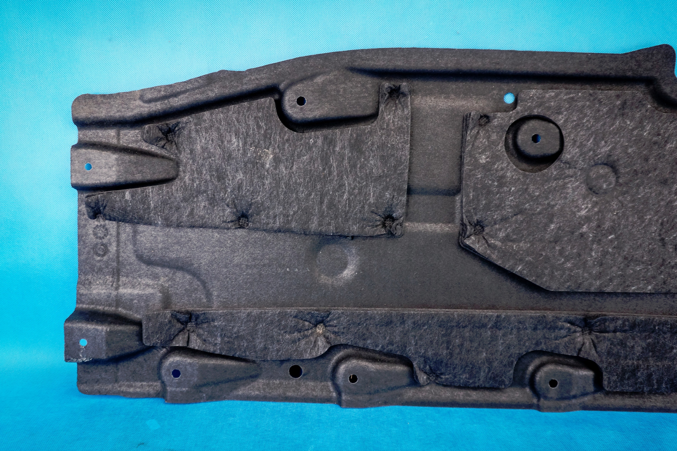 cover chassis left Audi A8 S8 4H 4H0825205D