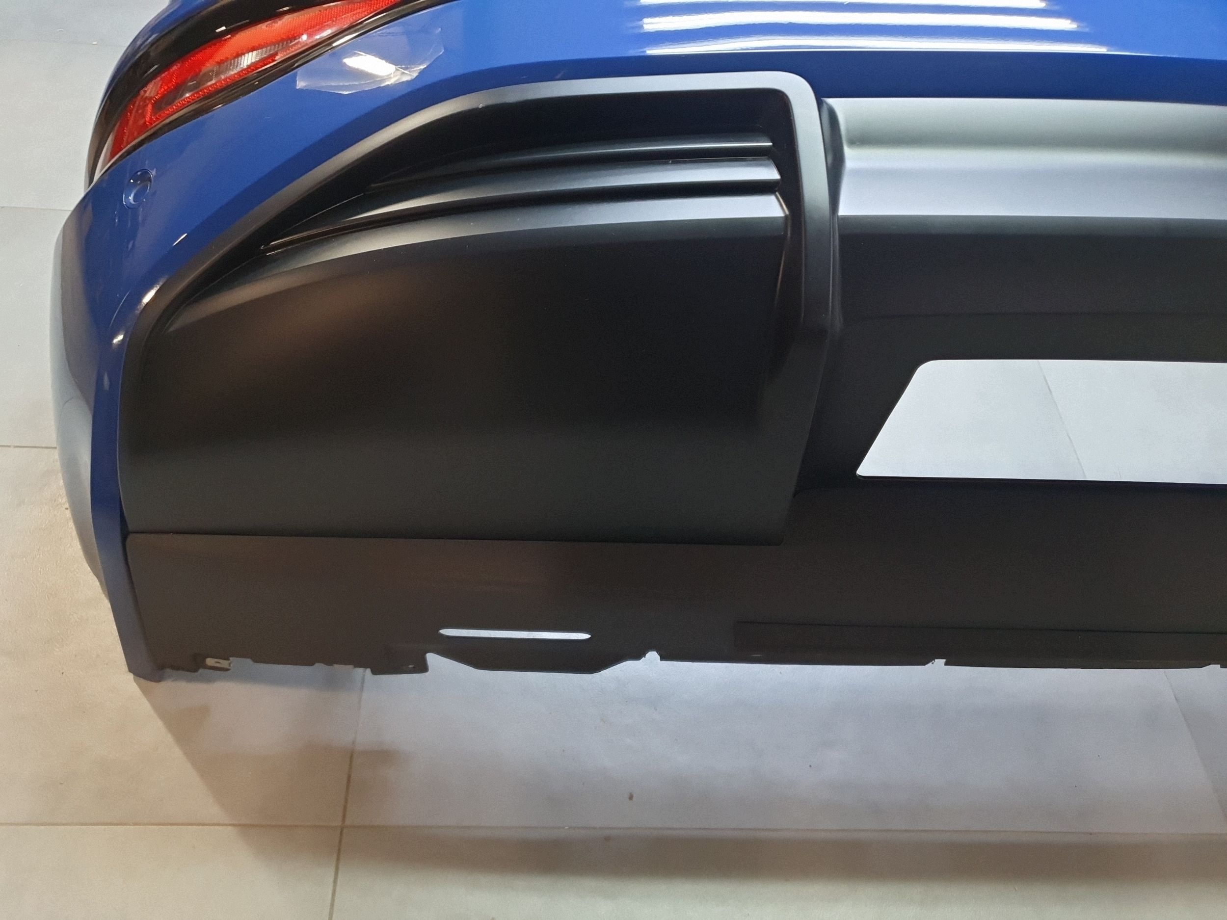 Audi SQ6 e-tron bumper rear rear part pdc complete 85H807511 lx5f