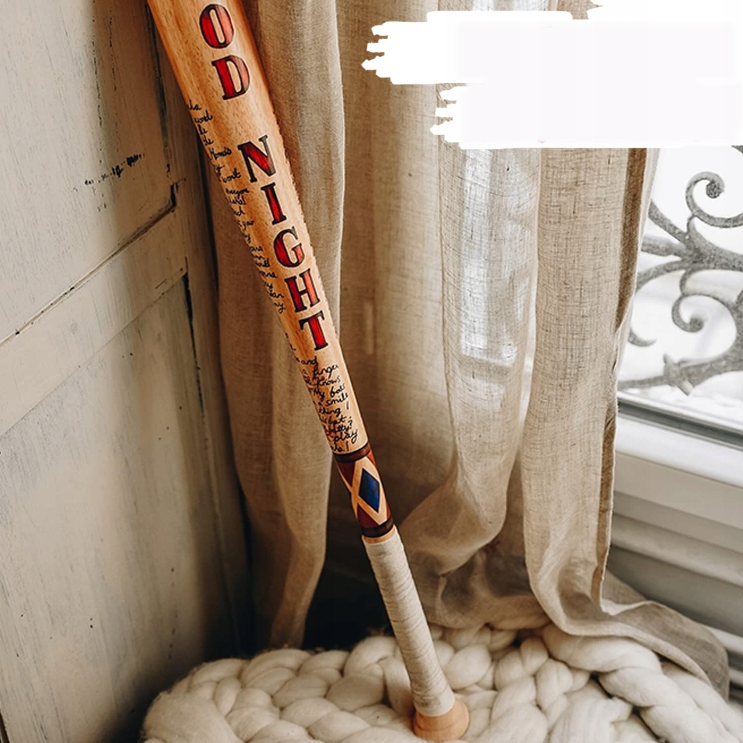 BASEBALLOWY DREWNIANY KIJ BEJSBOLOWYHARLEY QUINN 84CM COSPLAY Waga 800 g