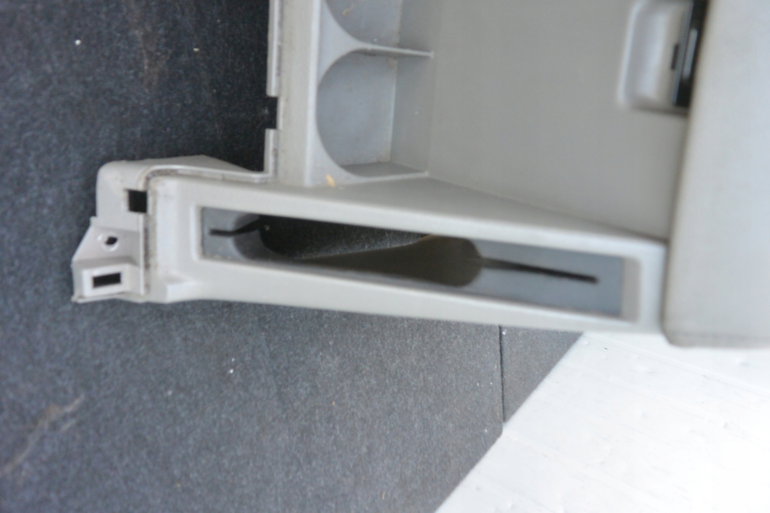 TUNEL central armrest passenger compartment leather NISSAN PATROL Y61