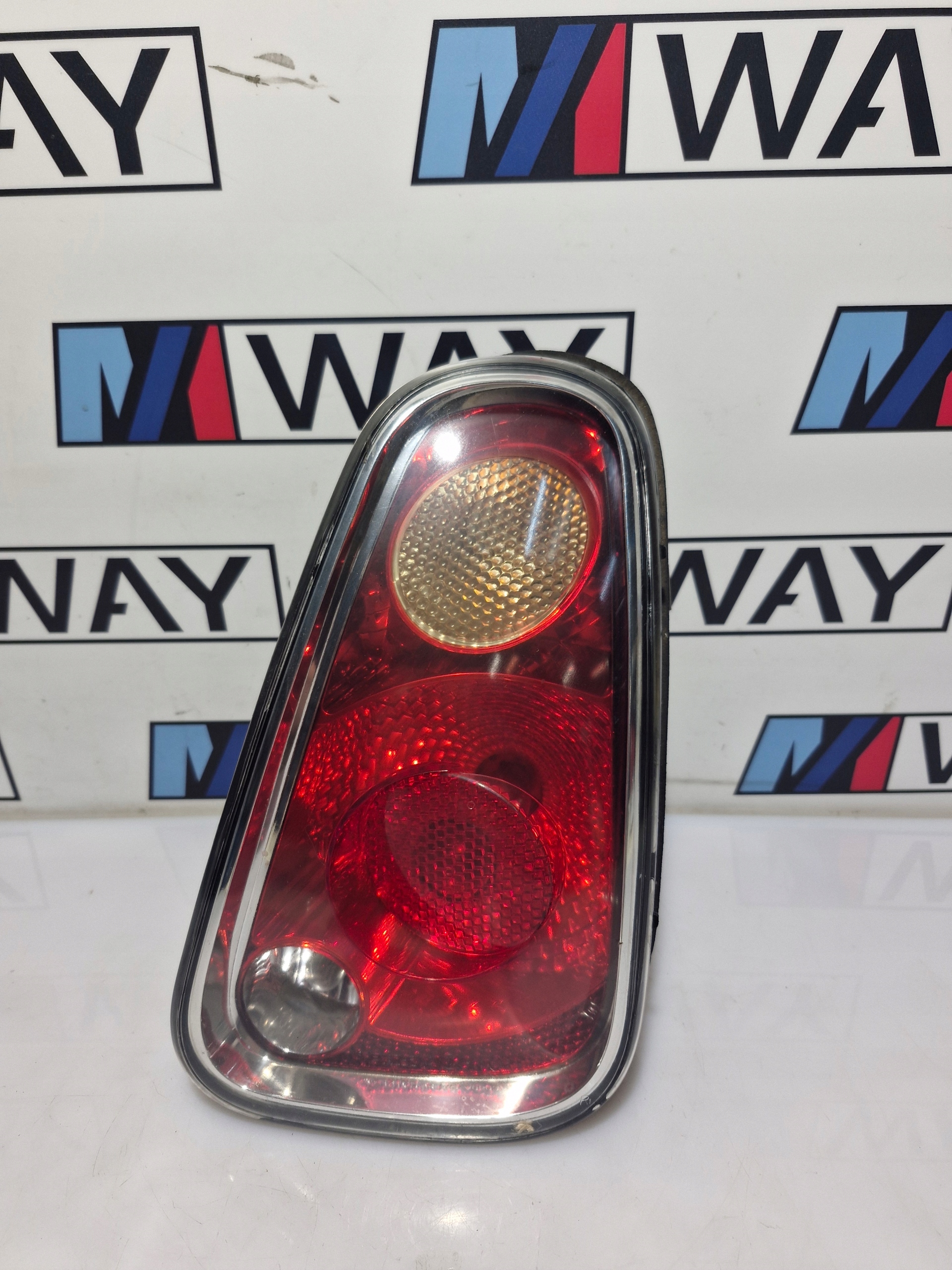 MINI COOPER R50 R52 R53 light rear right BIALY indicator 7166958