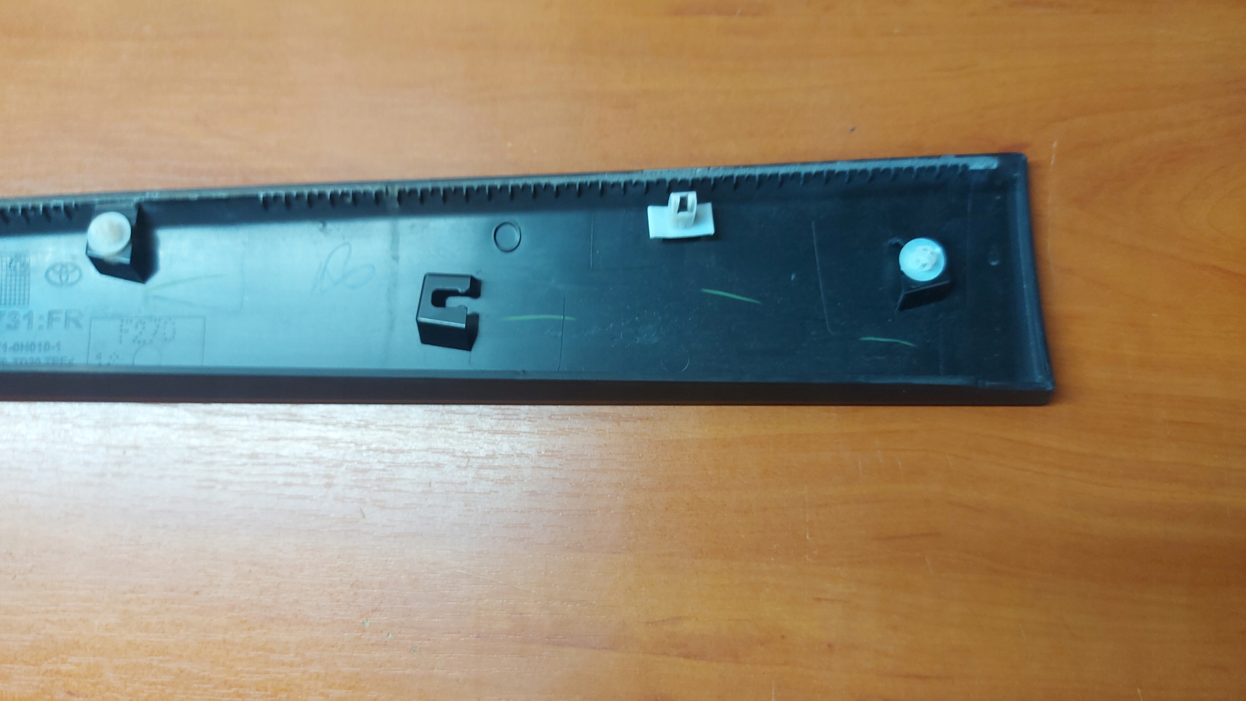 moulding door right right front TOYOTA AYGO X 22