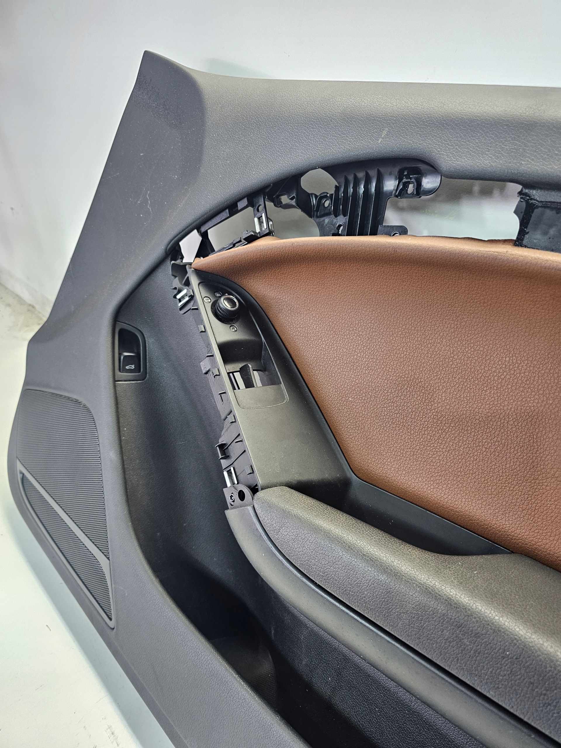 side door right front AUDI A5 8T COUPE 8T1867106 *1*