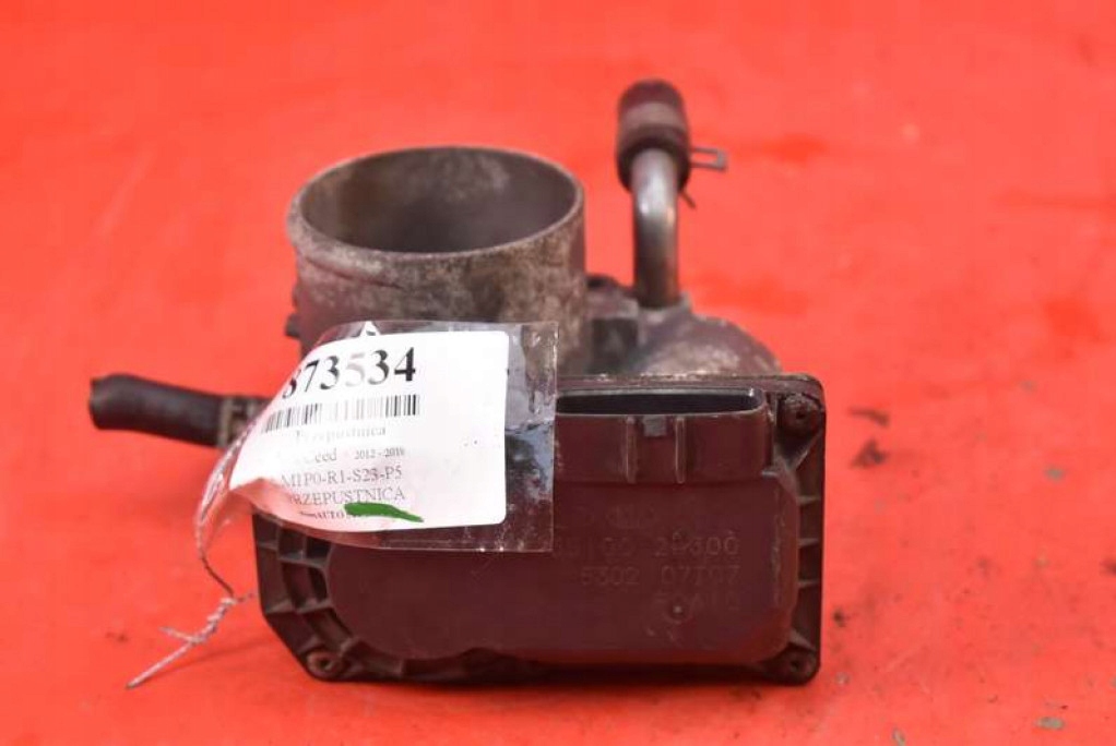 ДРОССЕЛЬНАЯ ЗАСЛОНКА 35100-2B300 kia CEED 2 II 1.6 12-18