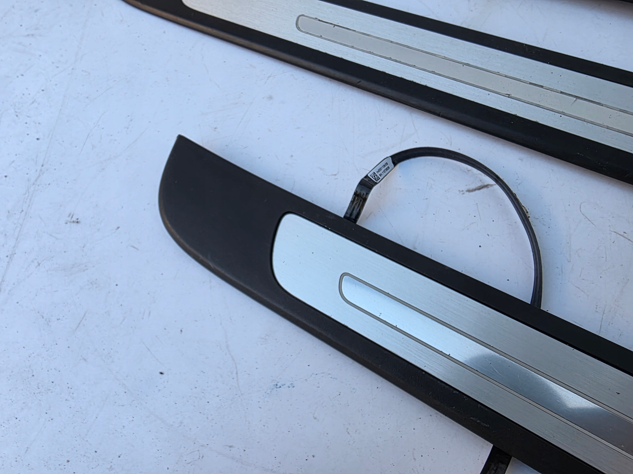 mouldings caps for thresholds threshold PODSWIETLANE CHROM AUDI A6 C7 4G