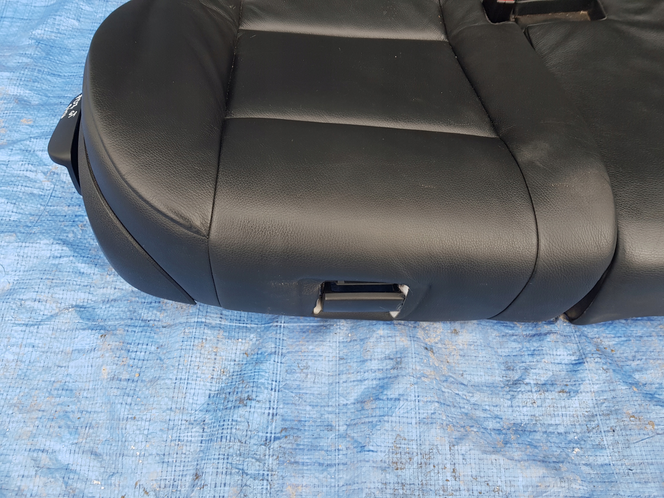 BMW 5 GT F07 seat rear part rear passenger compartment armrest