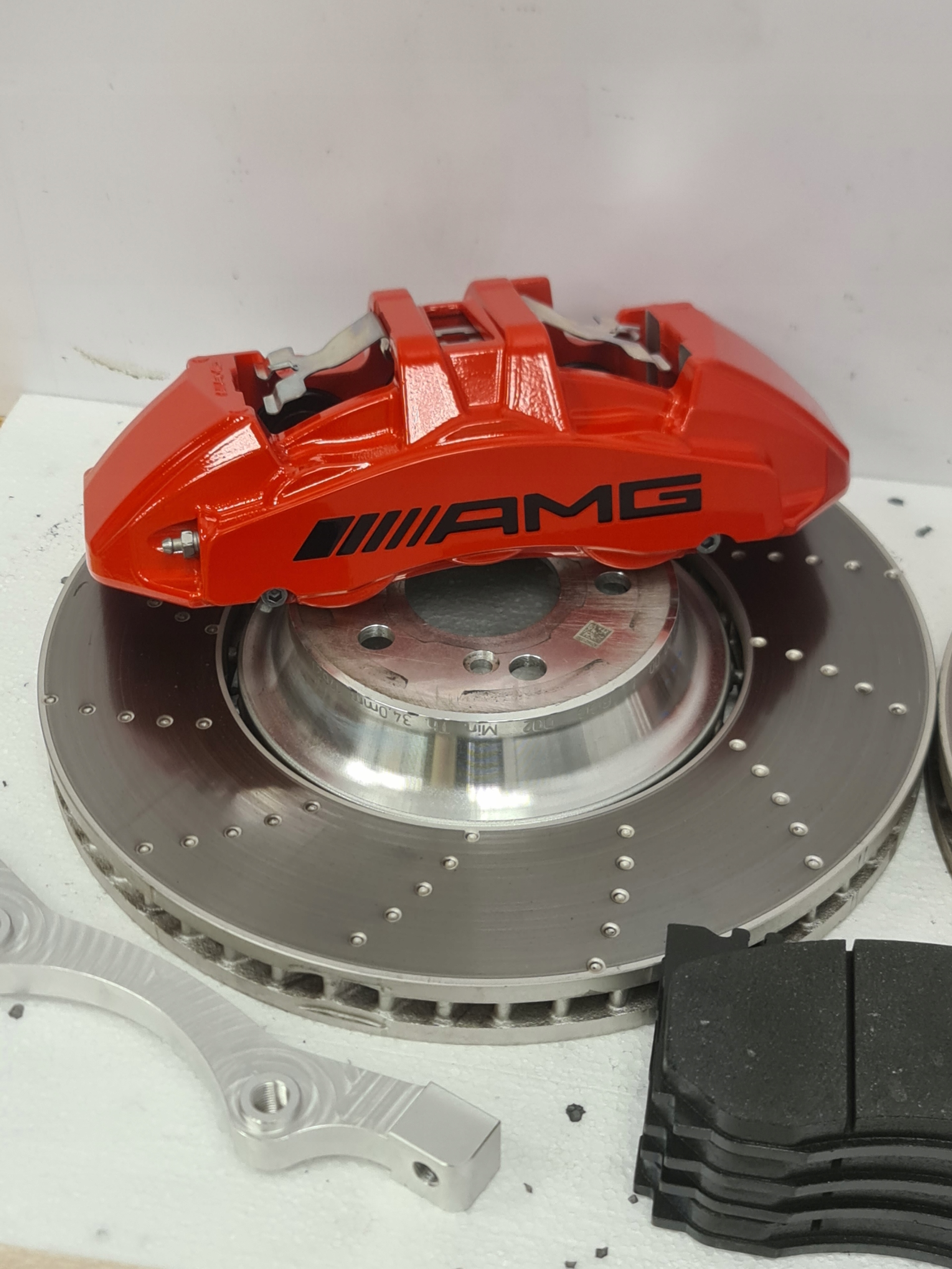 Zaciski Tarcze AMG Mercedes ZESTAW Big Brake W213 - galeria