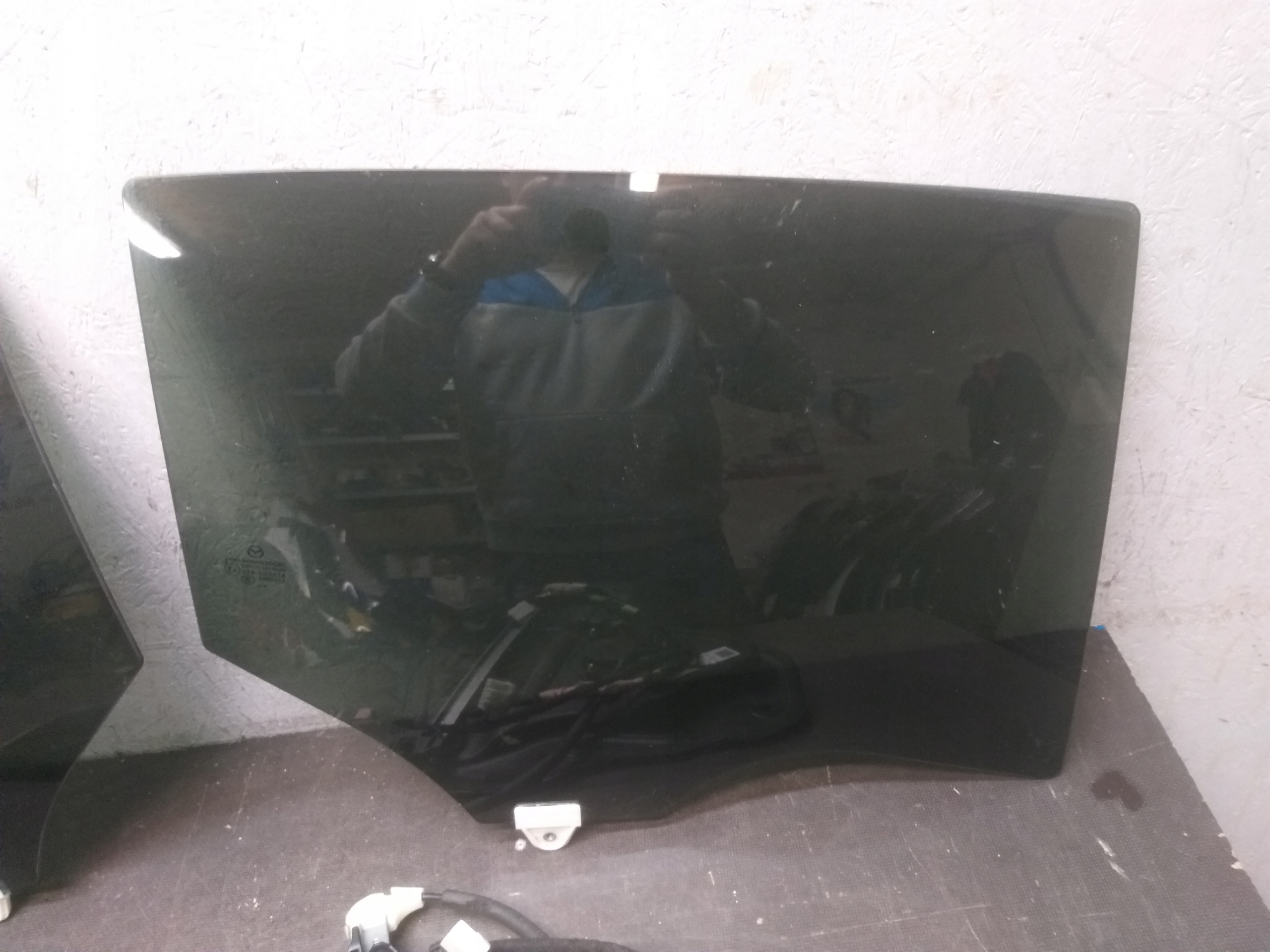 WINDOW LEFT RIGHT REAR PART LIFT MAZDA III 3 BM 13- BHMS 7292X