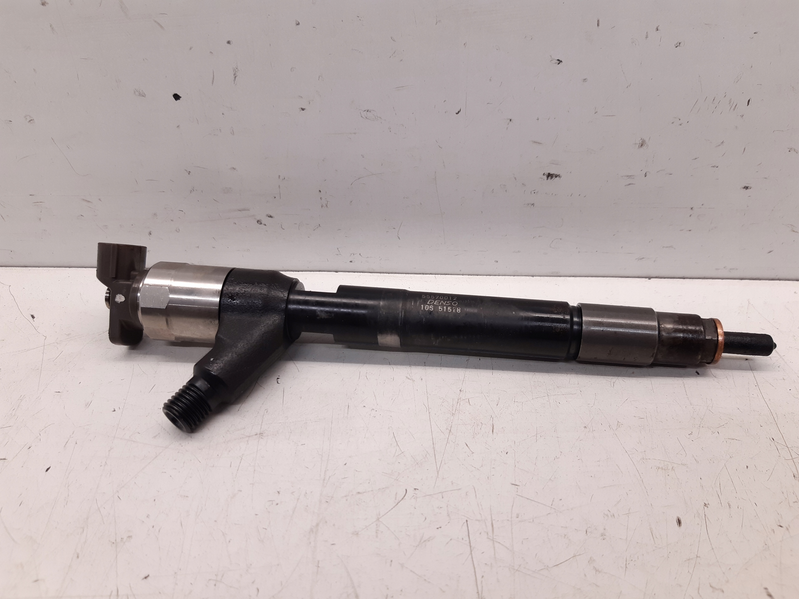 injector 1,6 CDTI 55570012 Opel Astra J