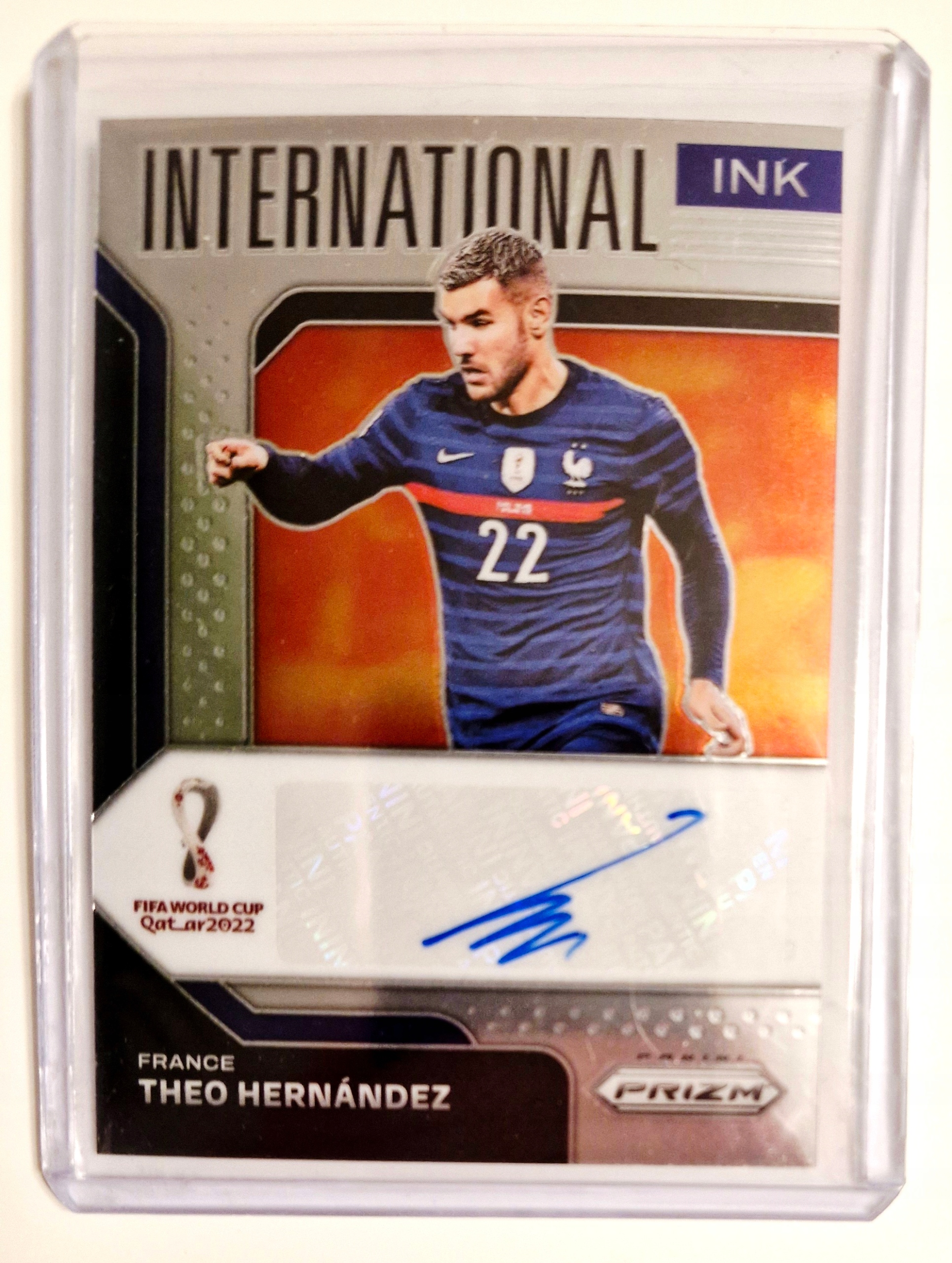 Theo Hernández 2022 Panini Prizm World Cup International Ink Autograf