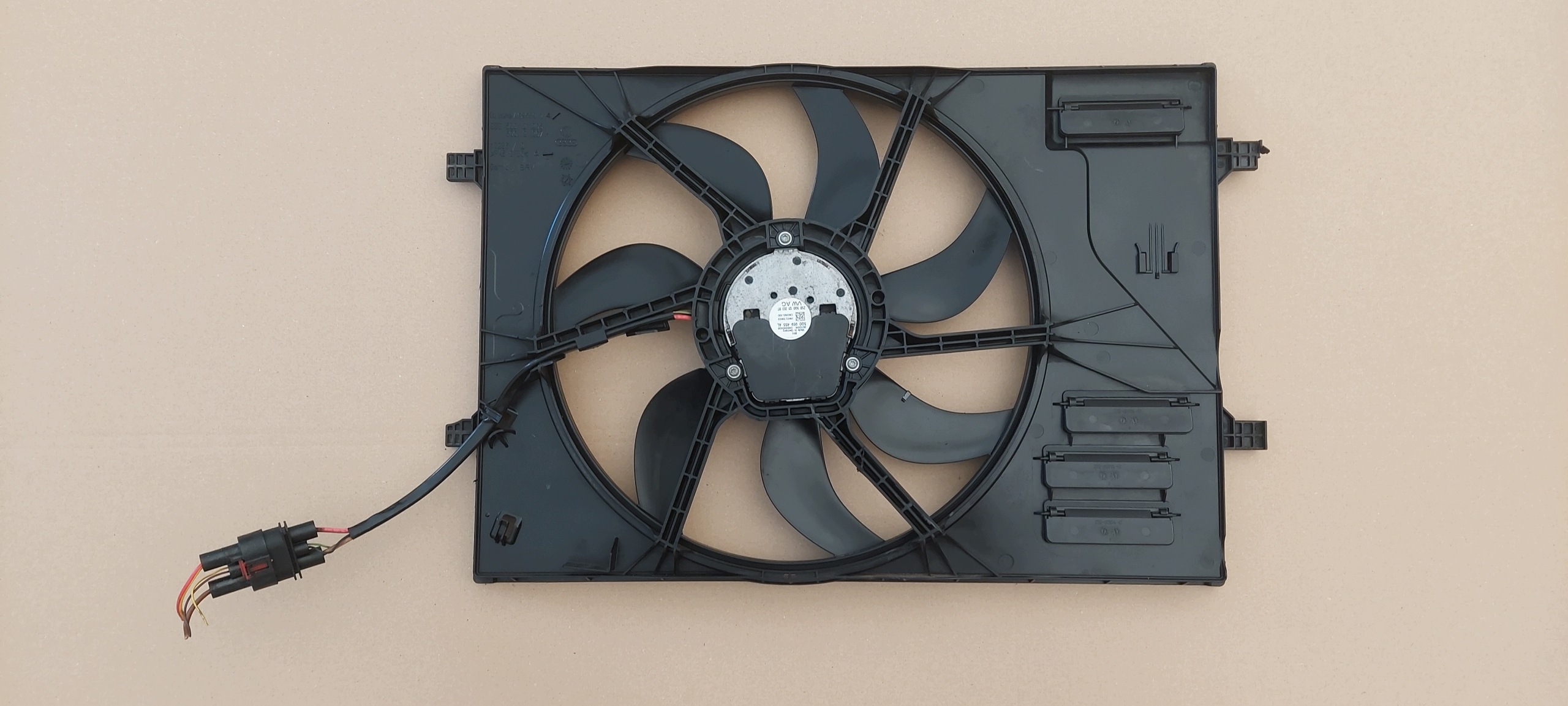 ventilátor VW SKODA SEAT AUDI 5Q0959455AL, 5Q0121205