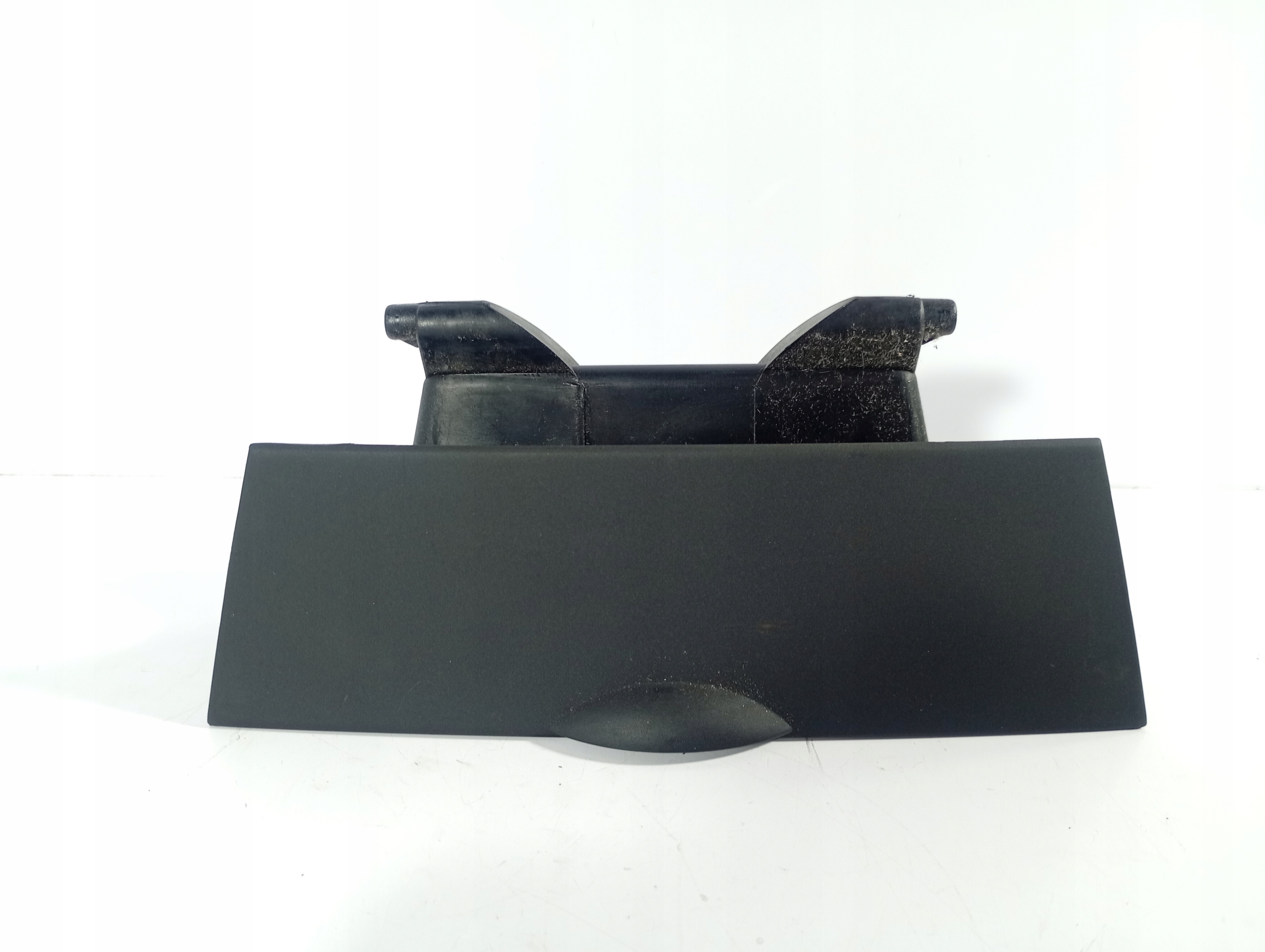 Corolla E12 9 02-06 passenger compartment plato OE 7411102050