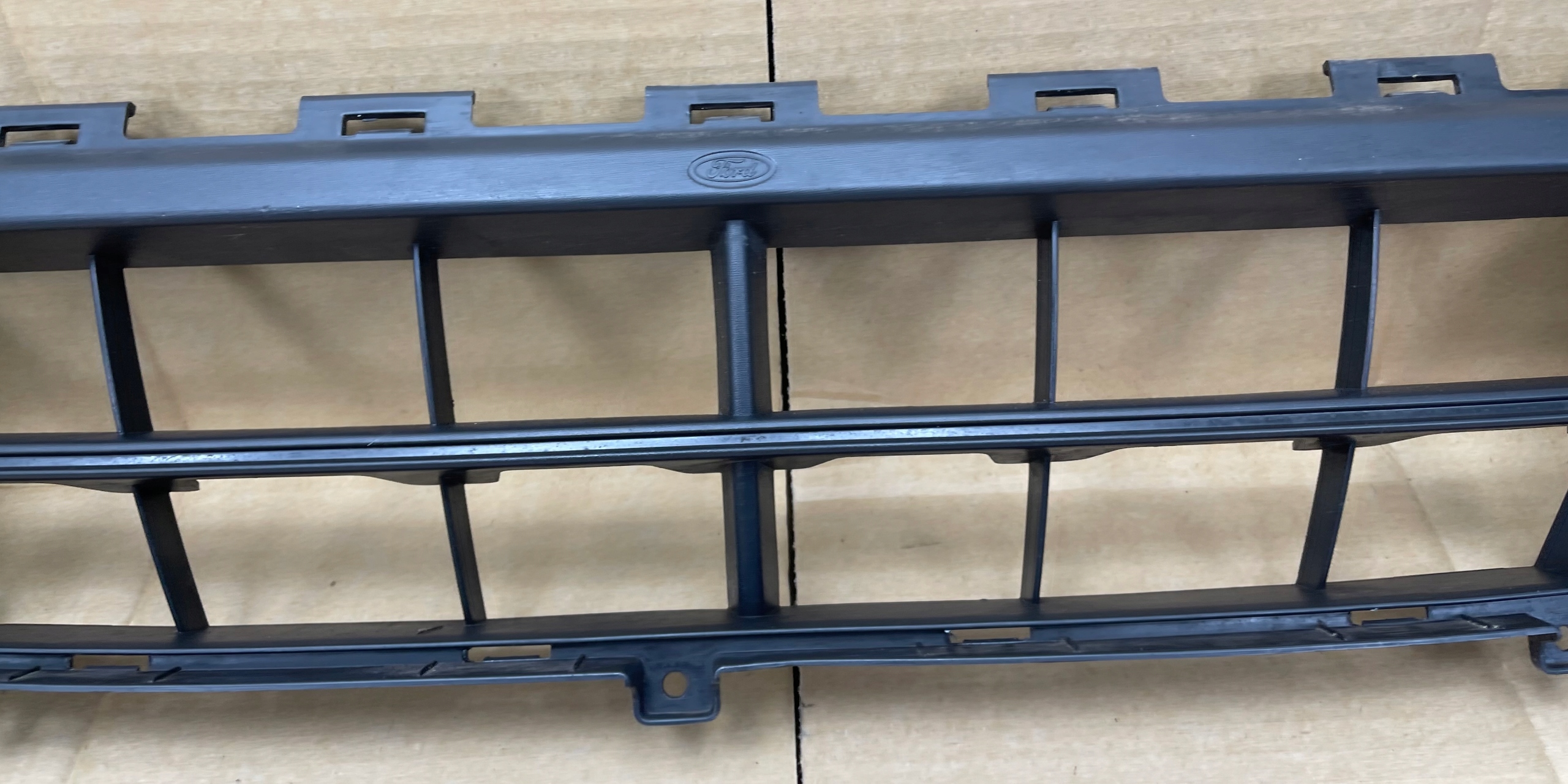 FORD TRANSIT CUSTOM MK1 grid central of a bumper front BK21-17K946-AC