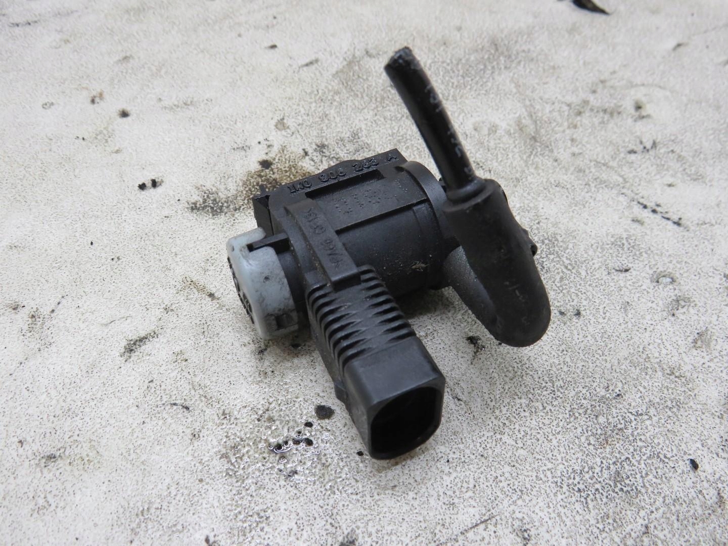 ZAWÓR PODCIŚNIENIA AUDI A7 4G 3.0 TDI 1K0906283A