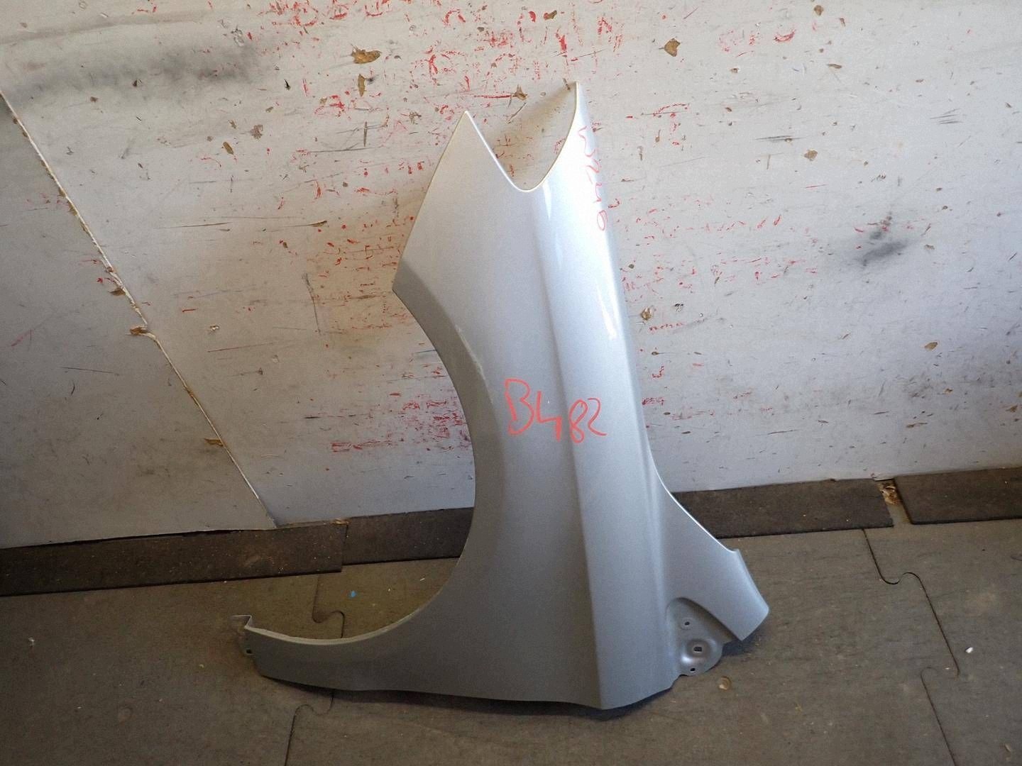 fender front front left MERCEDES B-KLASA W246 2011-2018
