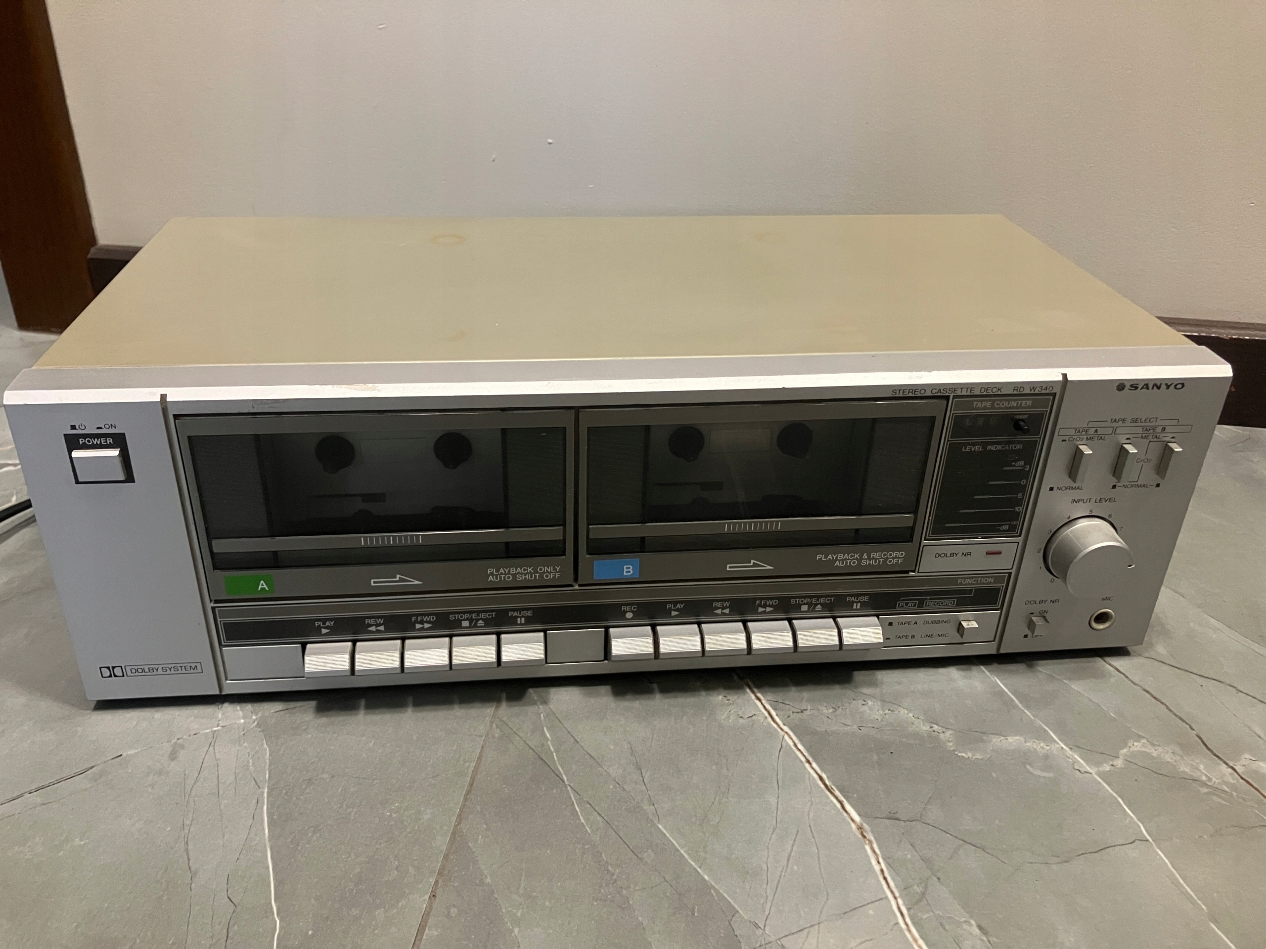 Magnetofon Sanyo RD W340 deck Made in Japan