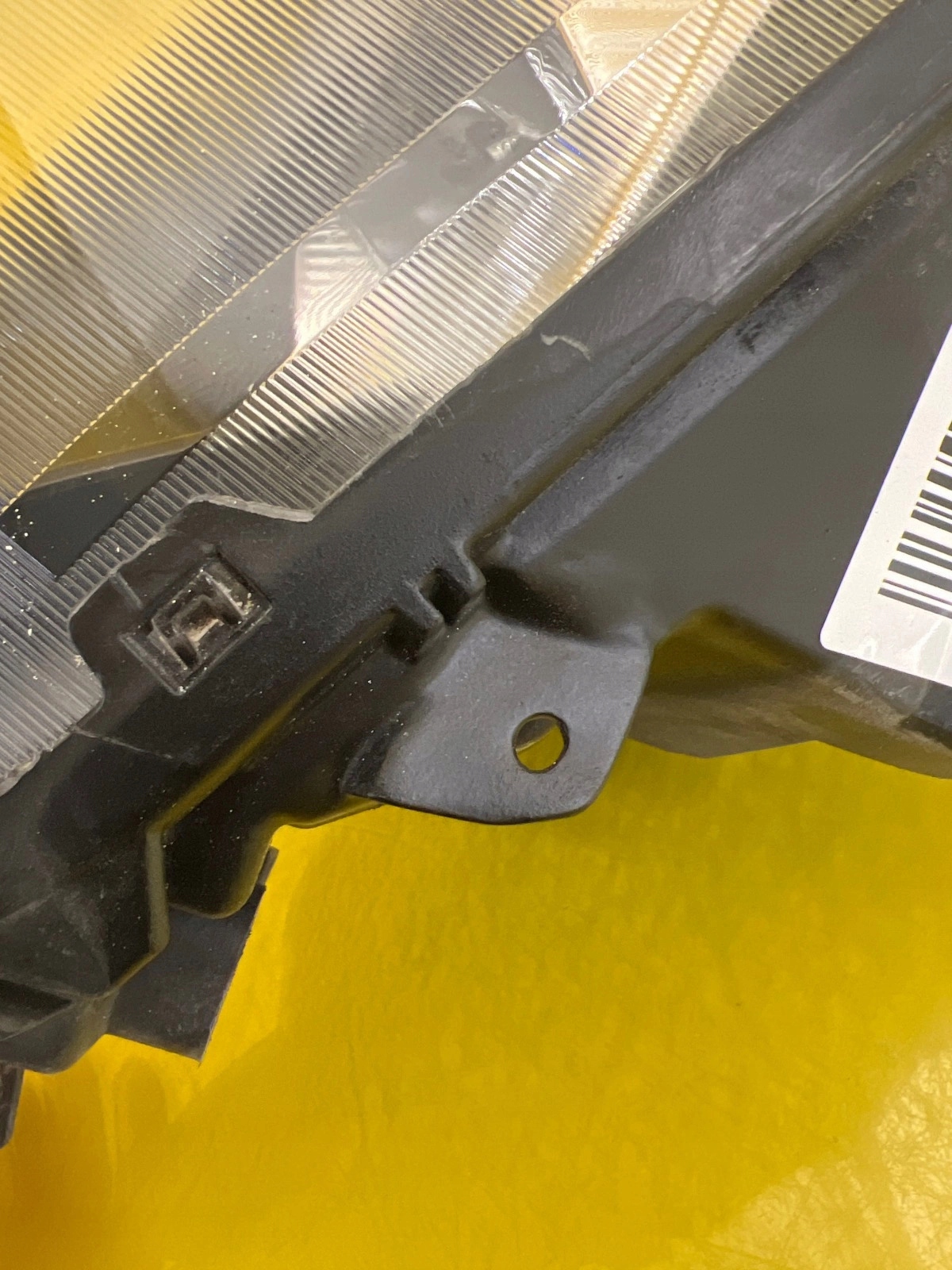 light right front Ford Transit Connect MK2 FT11-13W029-DB