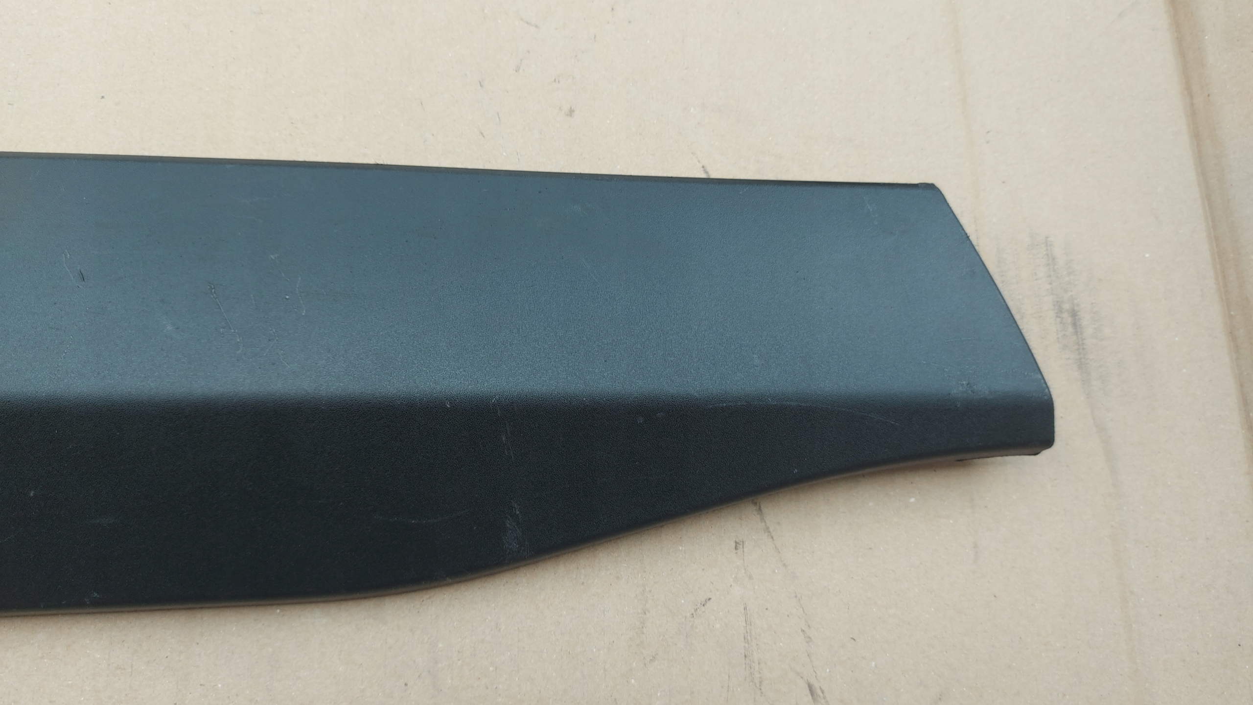moulding door left front TOYOTA RAV4 V 18