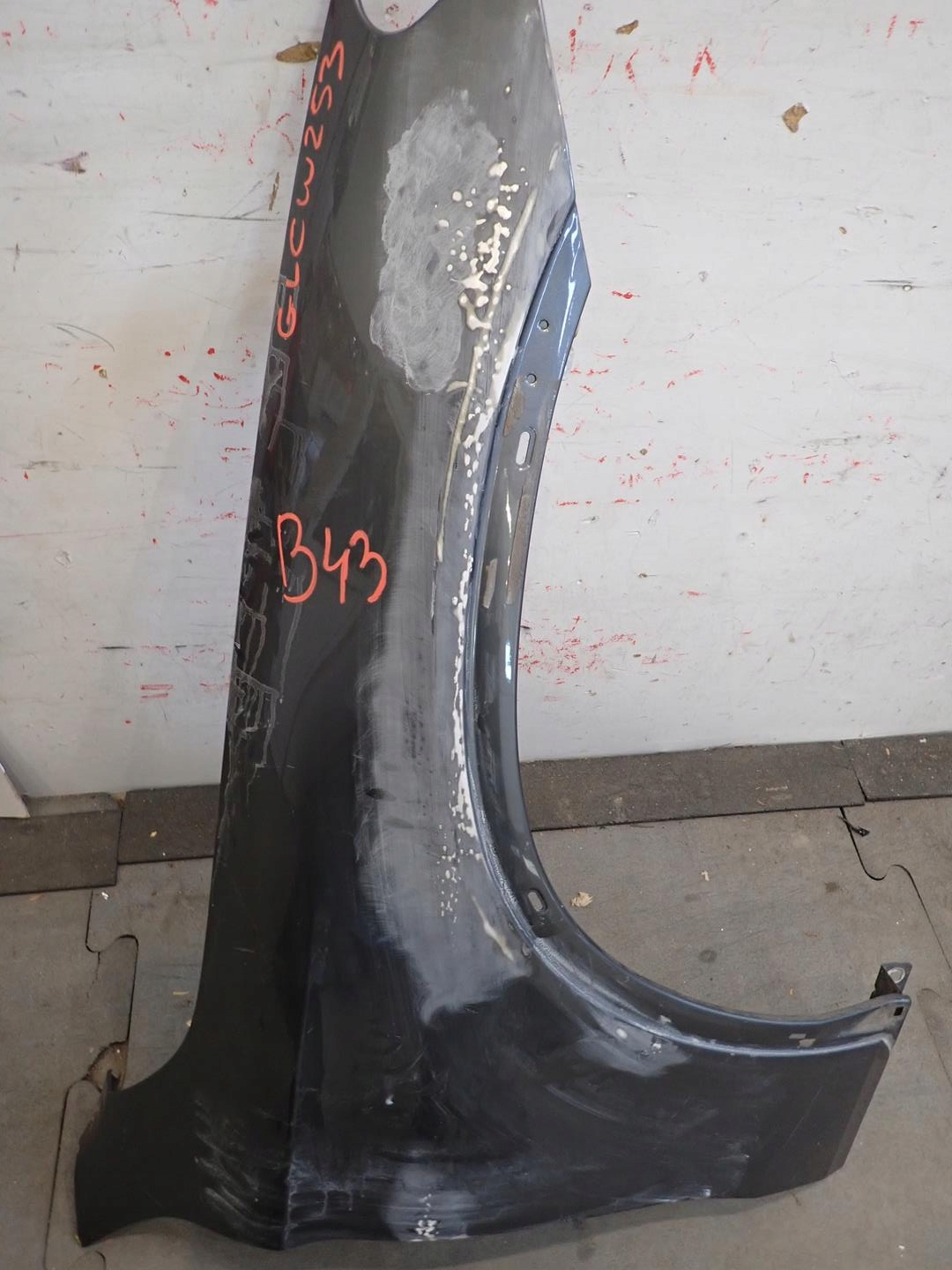 fender front front right MERCEDES GLC W253 2015
