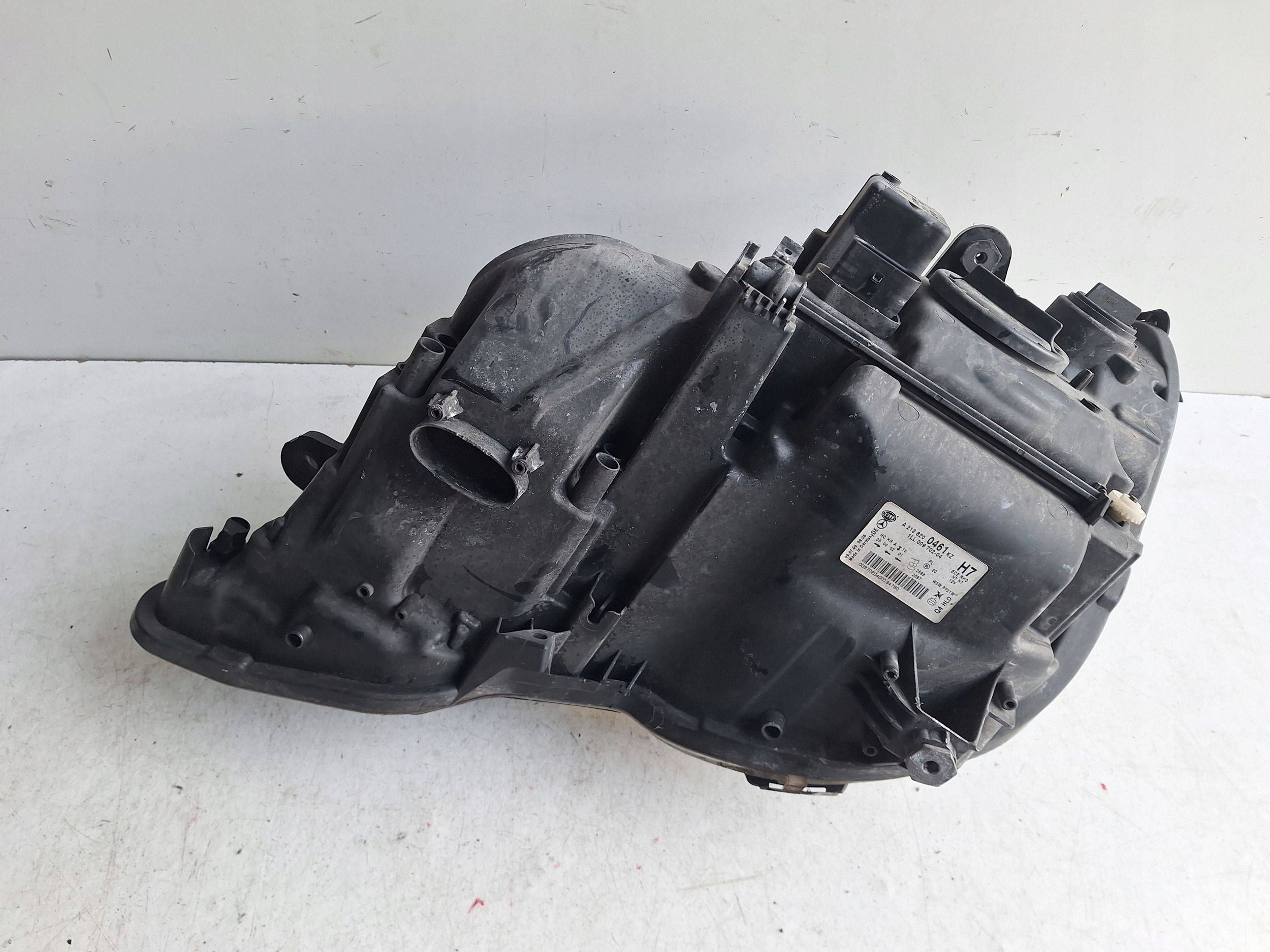 MERCEDES E-KLASA W212 09-13 light right UK-ANGLIK A2128200461