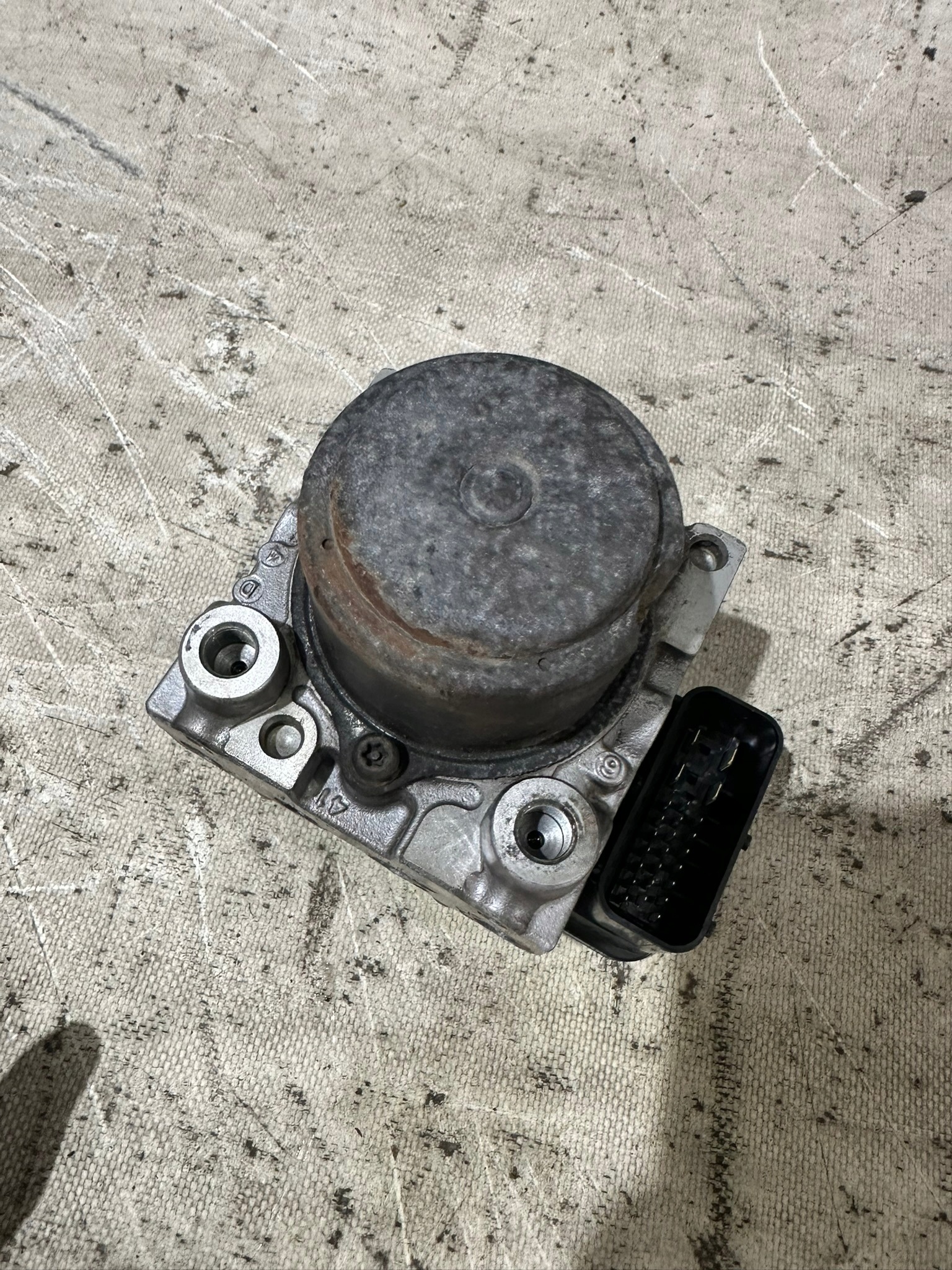 pompe ABS HONDA CIVIC VII 1.8B