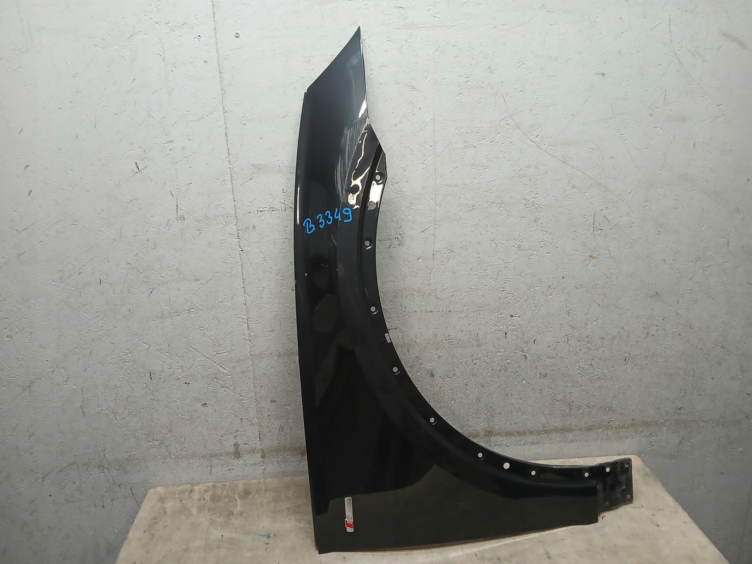 fender front right AUDI Q5 80A 17