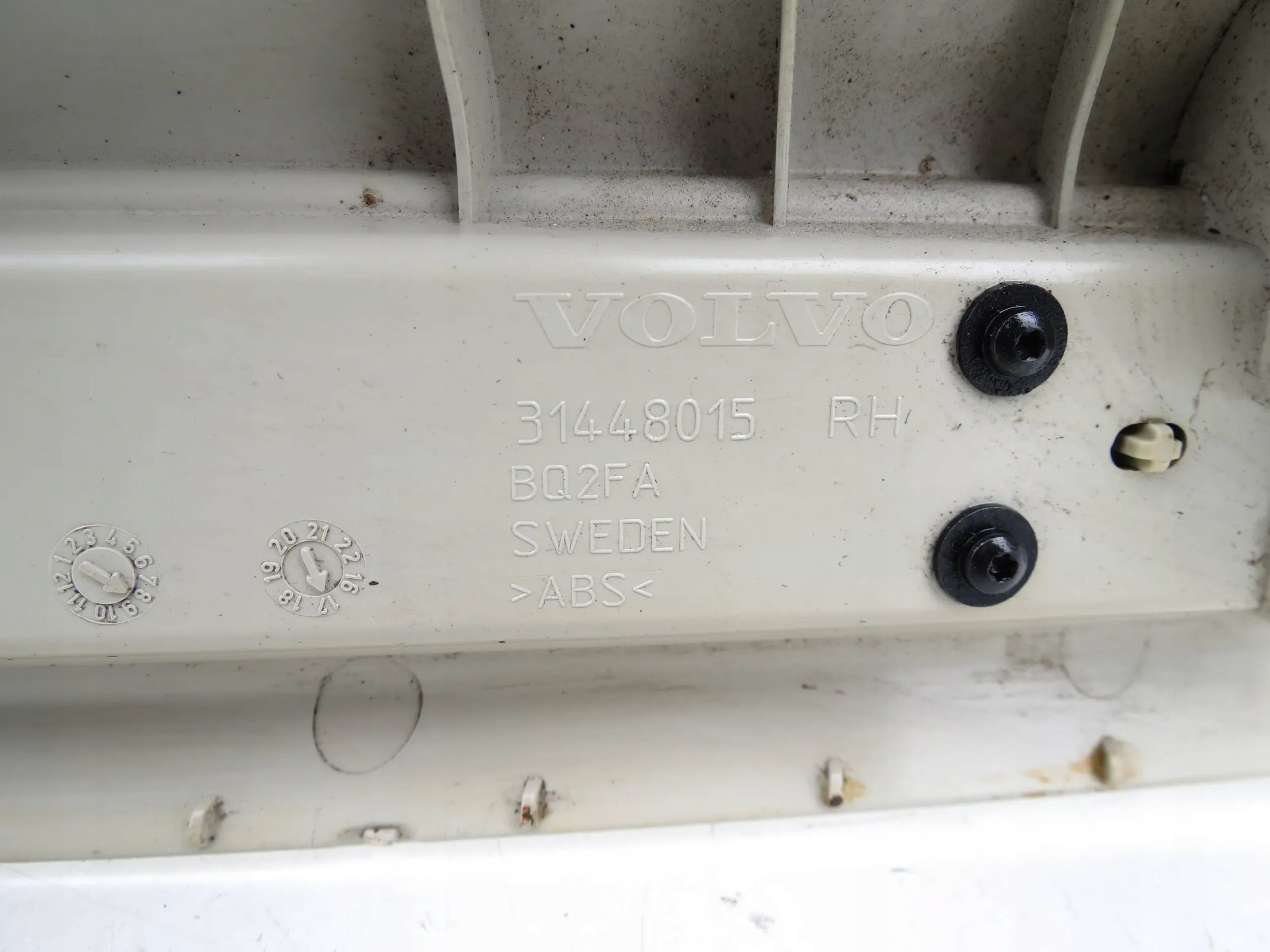 moulding cap of the threshold threshold right right front 31448015 VOLVO XC60 II 17