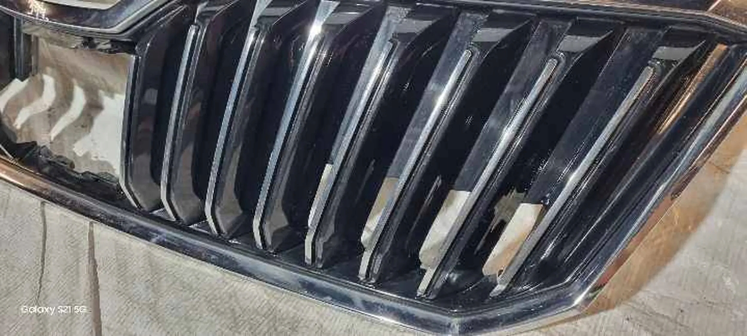 Skoda Superb 3U Kühlergrill FRONTGRILL Kühlergitter - Thumbnail 11
