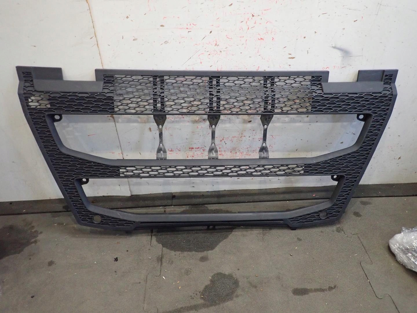 Atrapa VOLVO FH4 82491908