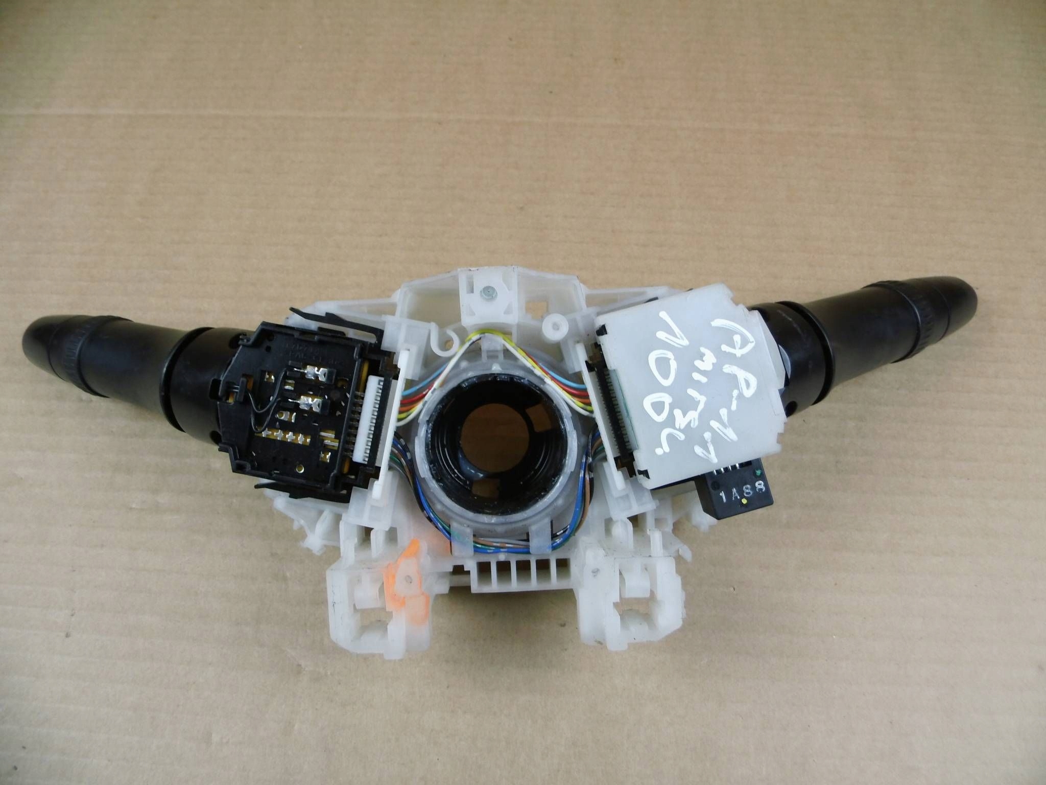 Mitsubishi Outlander III Pulsante DEVIO LUCI DEVIO interruttore luci 8600A326
