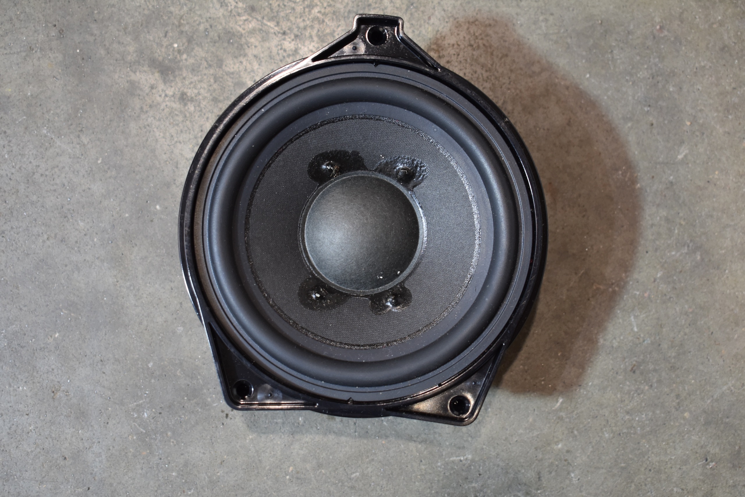 IDEALNY speaker MERCEDES 1