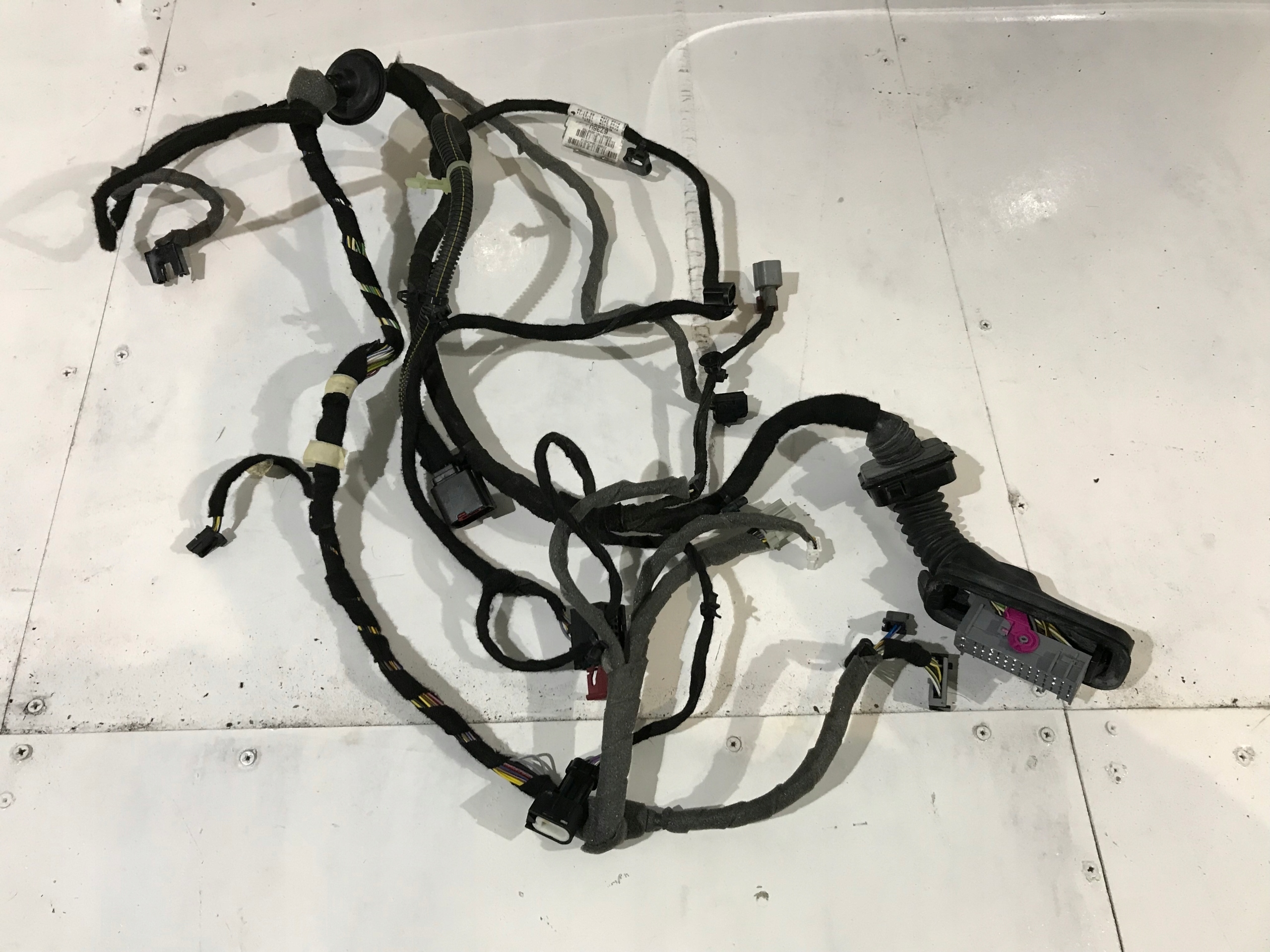 |00000000000 - ЖГУТ ПРОВОДОВ ПЕРЕДНЕЙ ЛЕВОЙ ДВЕРИ OPEL INSIGNIA FL 22866736