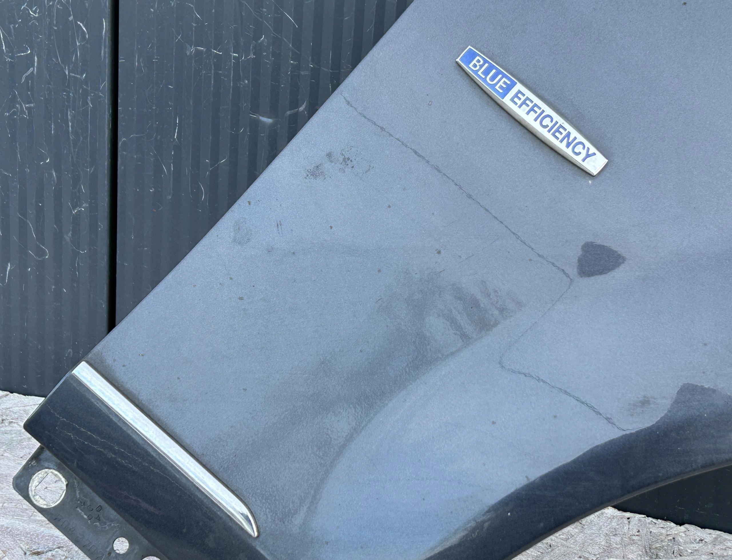 fender right front front MERCEDES C-KLASA W204 07