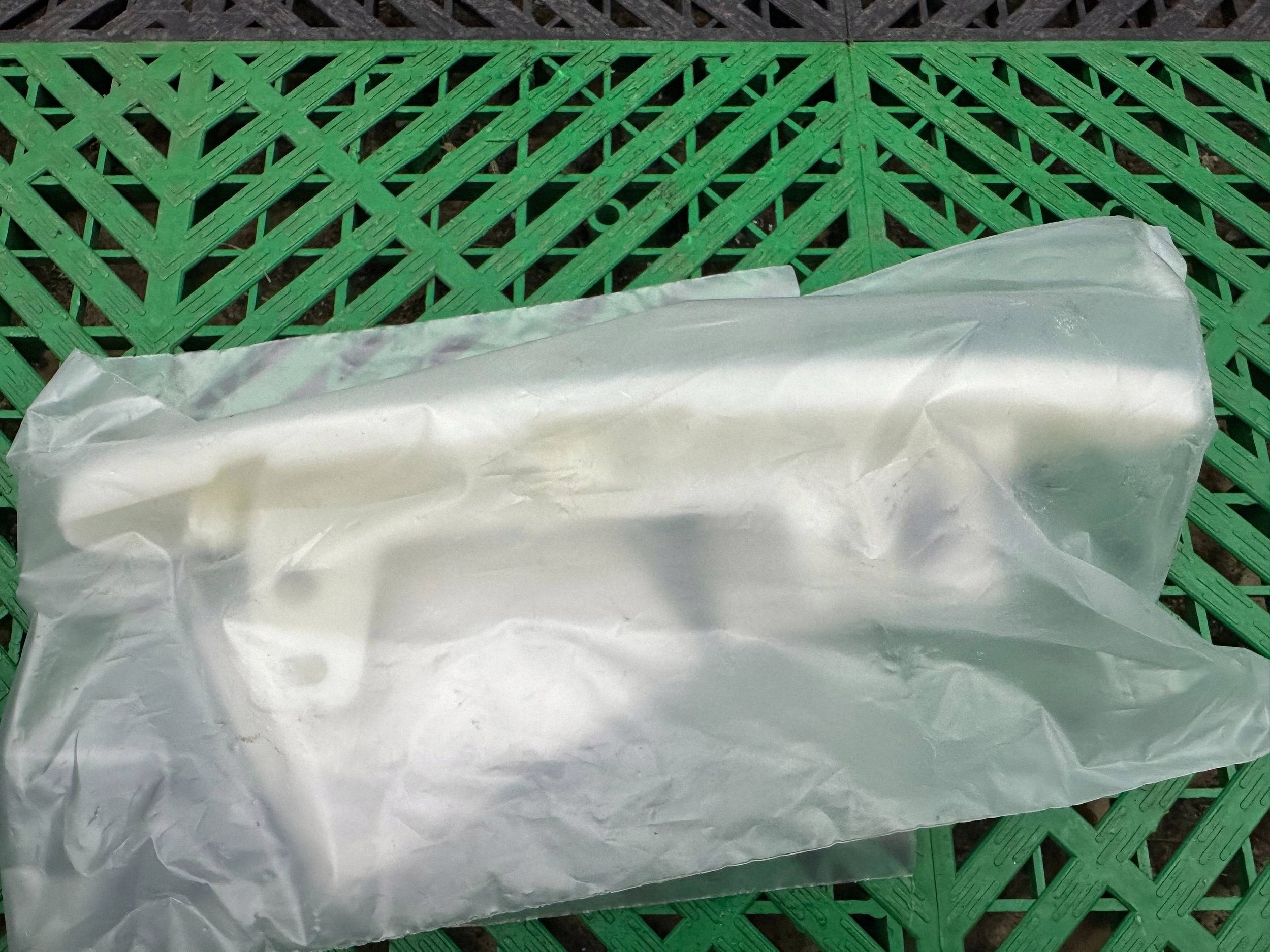bumper bracket of the front front BMW 7 G70 9464050