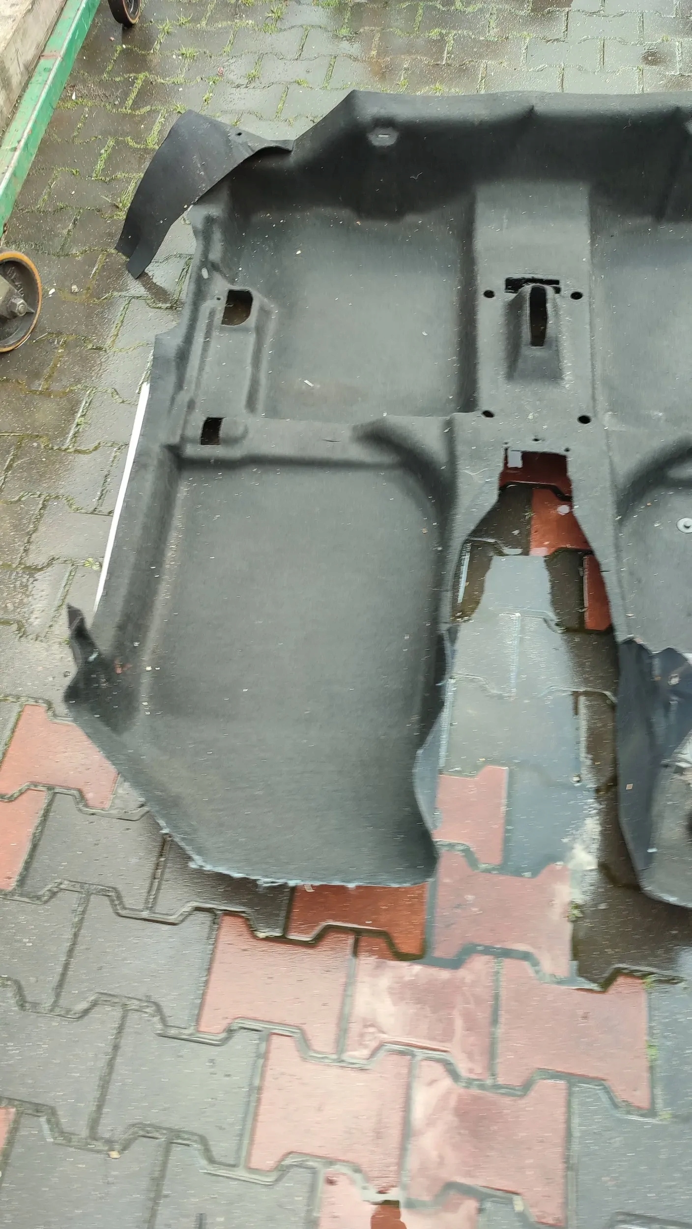 Dacia Logan II 2019 SZöNYEG bent hangszigetelő dywan