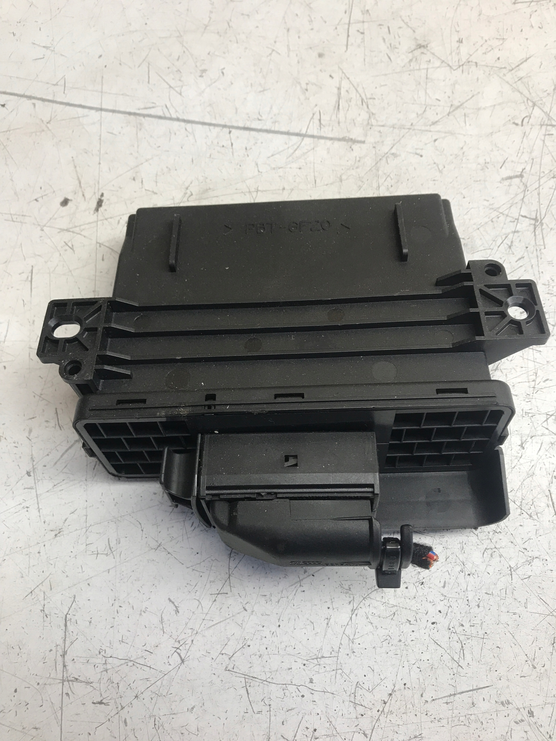 module control unit ZASILANIA AUDI A6 C6 4F0907280
