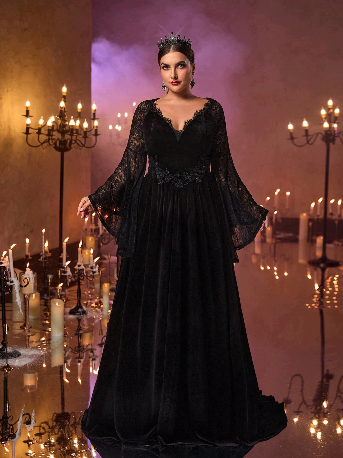Shein Černá Velurová Šaty Plus Size S Krajkovými Rukávy 46 1 Ma