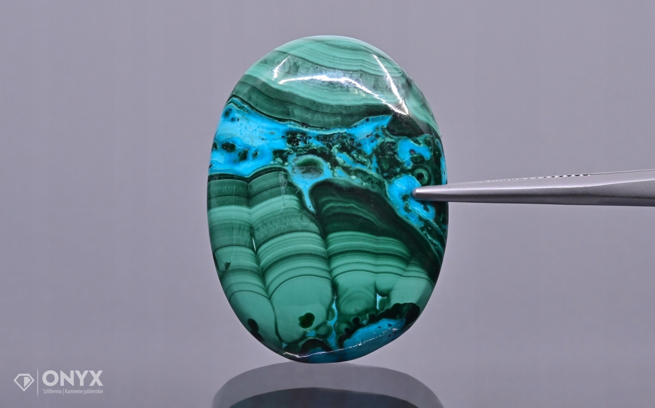 Chryzokola kabošon ovál 34,5x26 mm