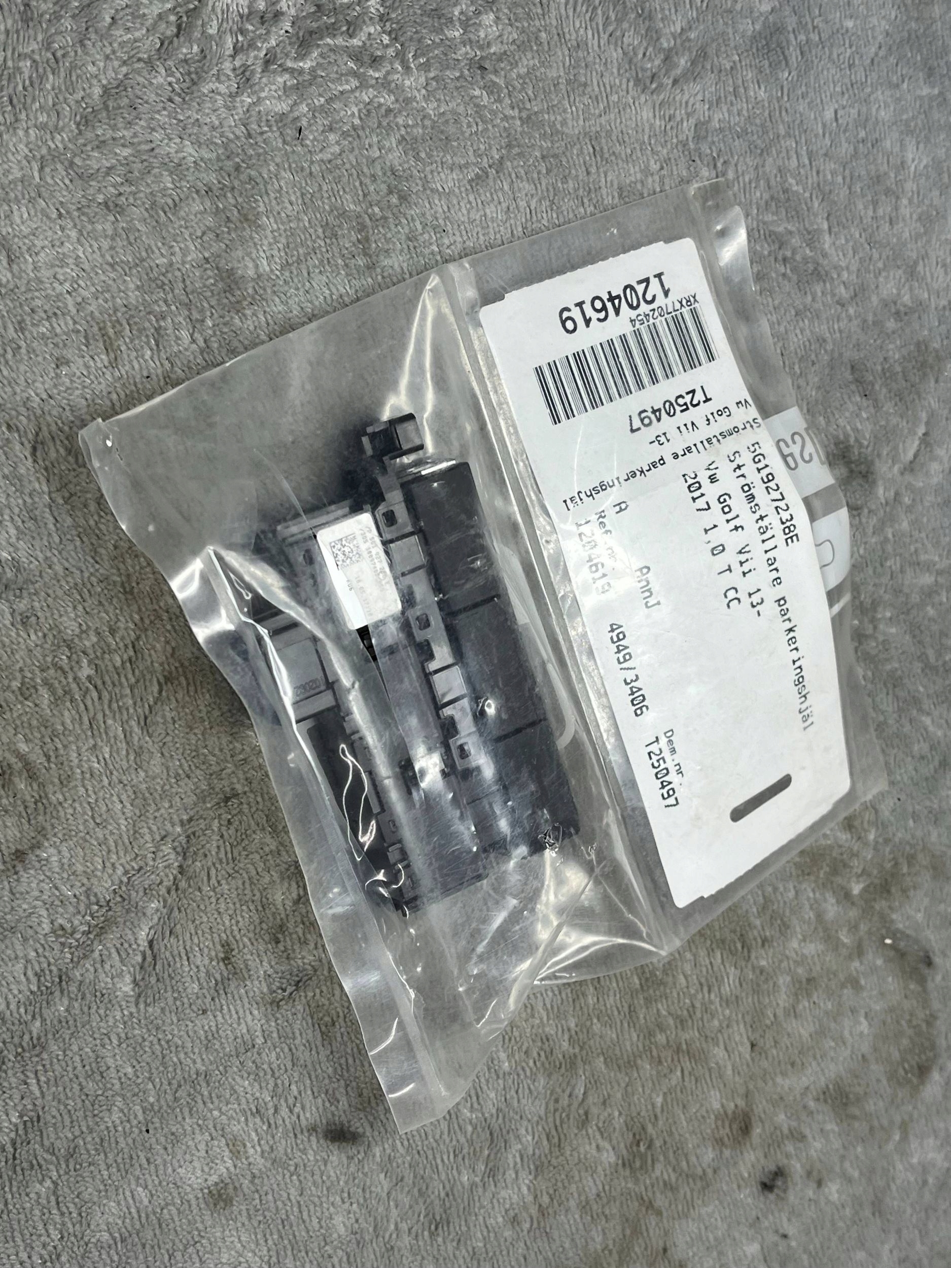 5G1927238E button switch PDC VW GOLF VII 2013-2020r !J