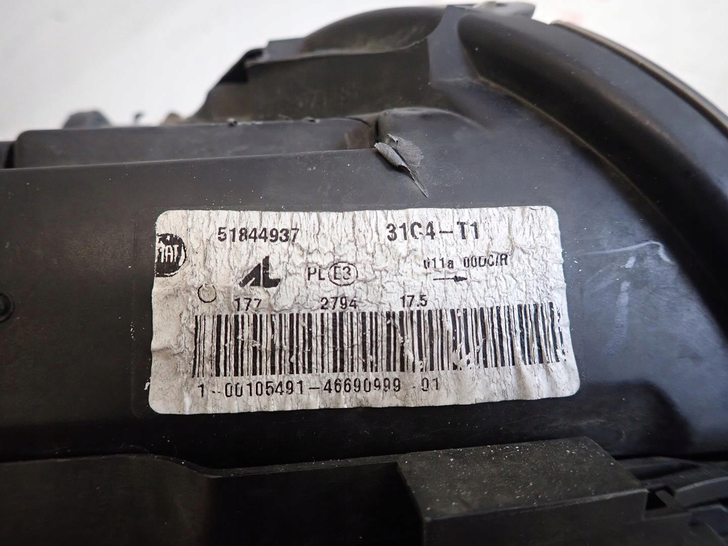 light front front left FIAT 500 2007-2015 XENON 51844937