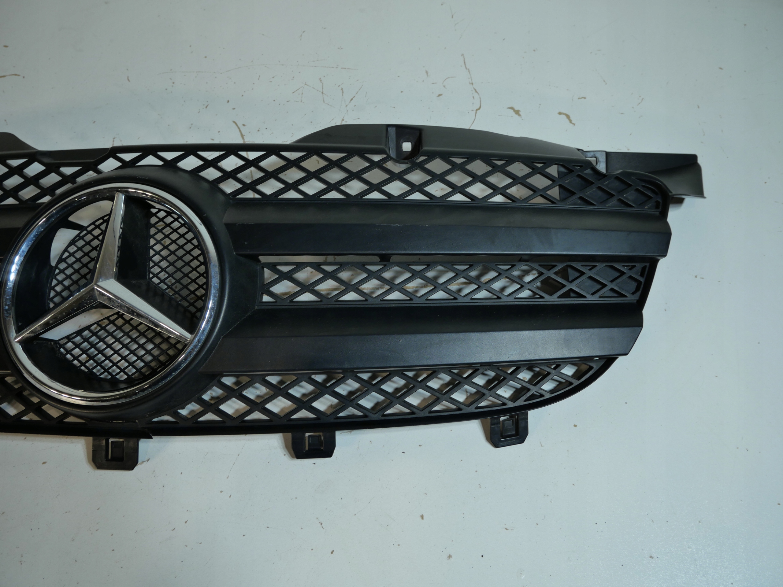 maska MERCEDES SPRINTER A9068800385