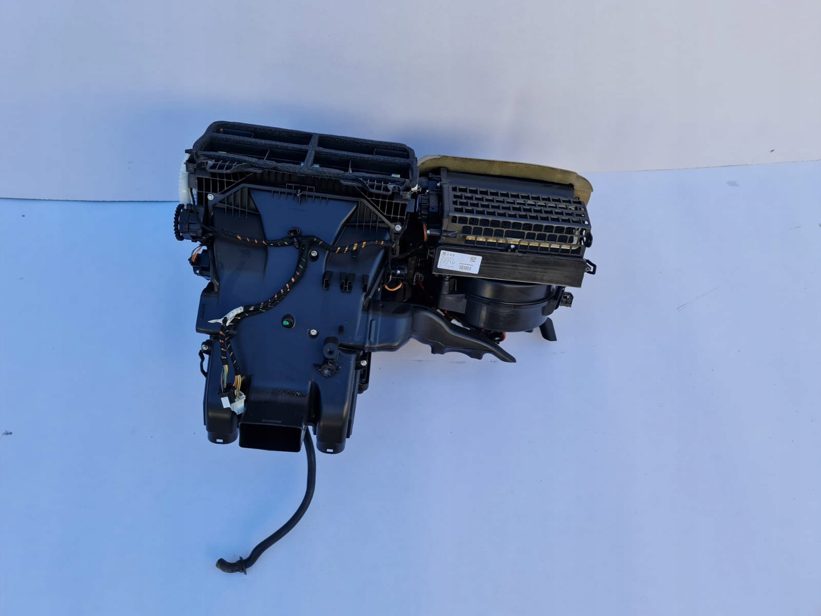 13312221 - OPEL INSIGNIA НАГРІВАЧ ПОВІТРОДУВКА В ЗБОРІ